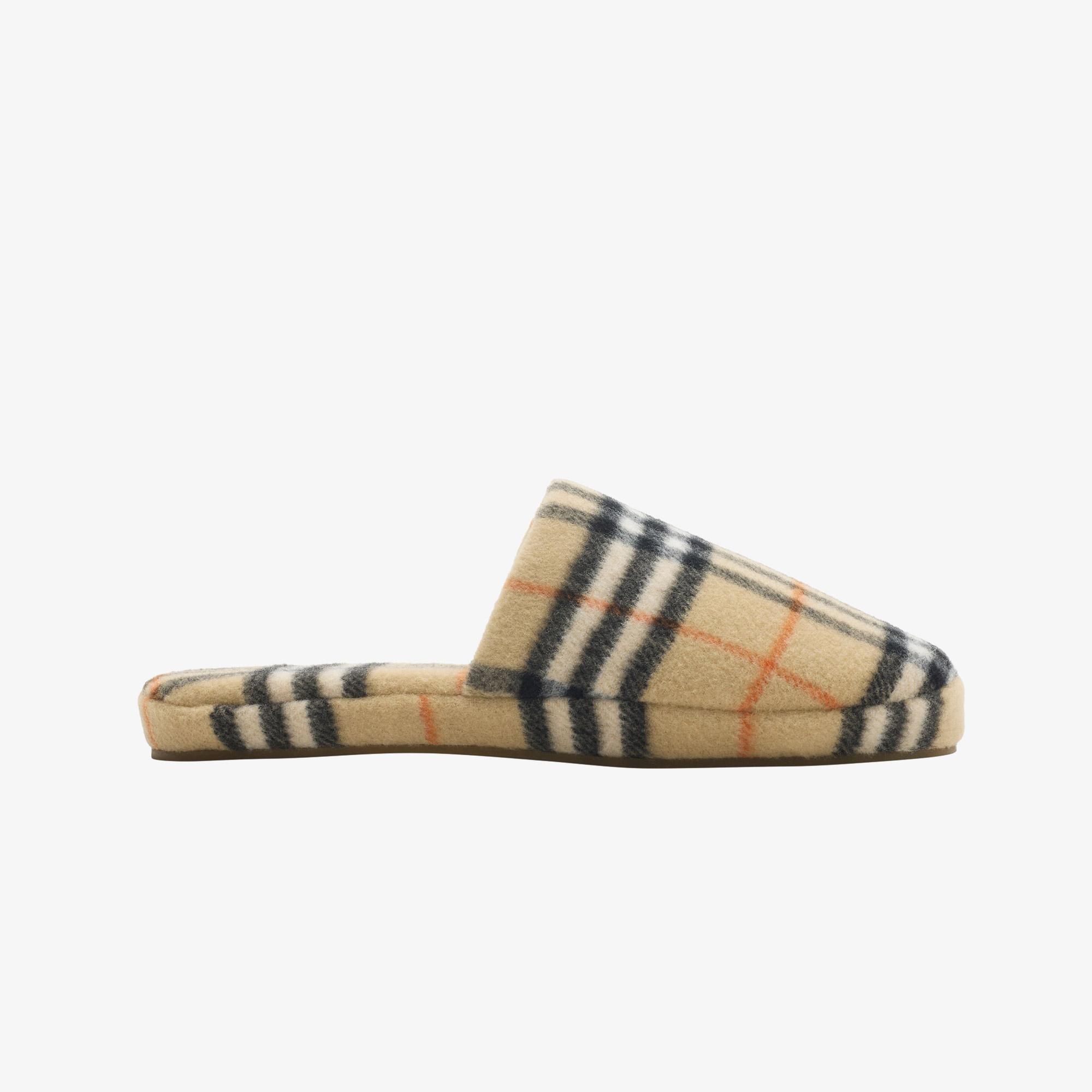 Burberry Quılt Check Kadın Bej Terlik