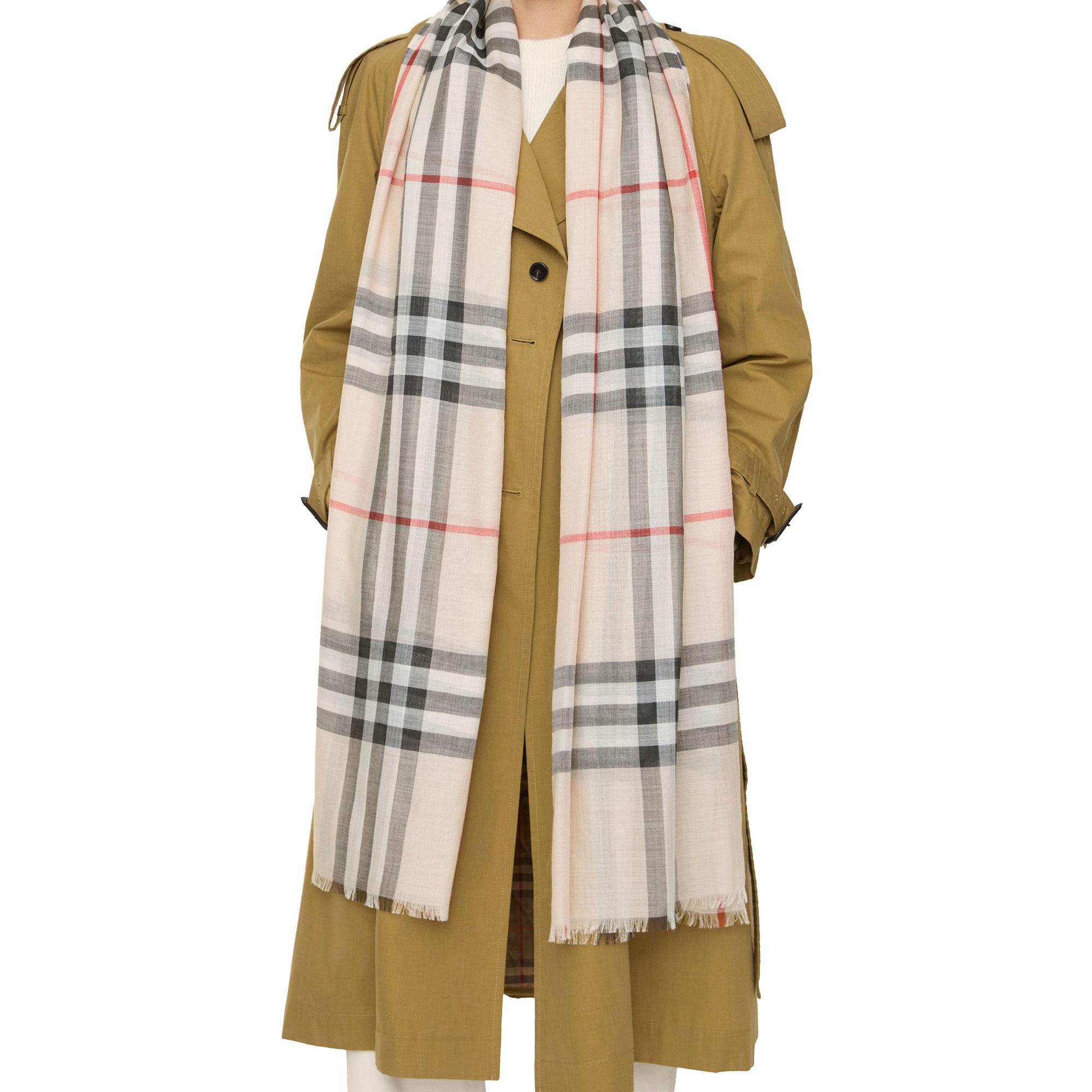 Burberry Gauze Wool Silk Kadın Krem Atkı