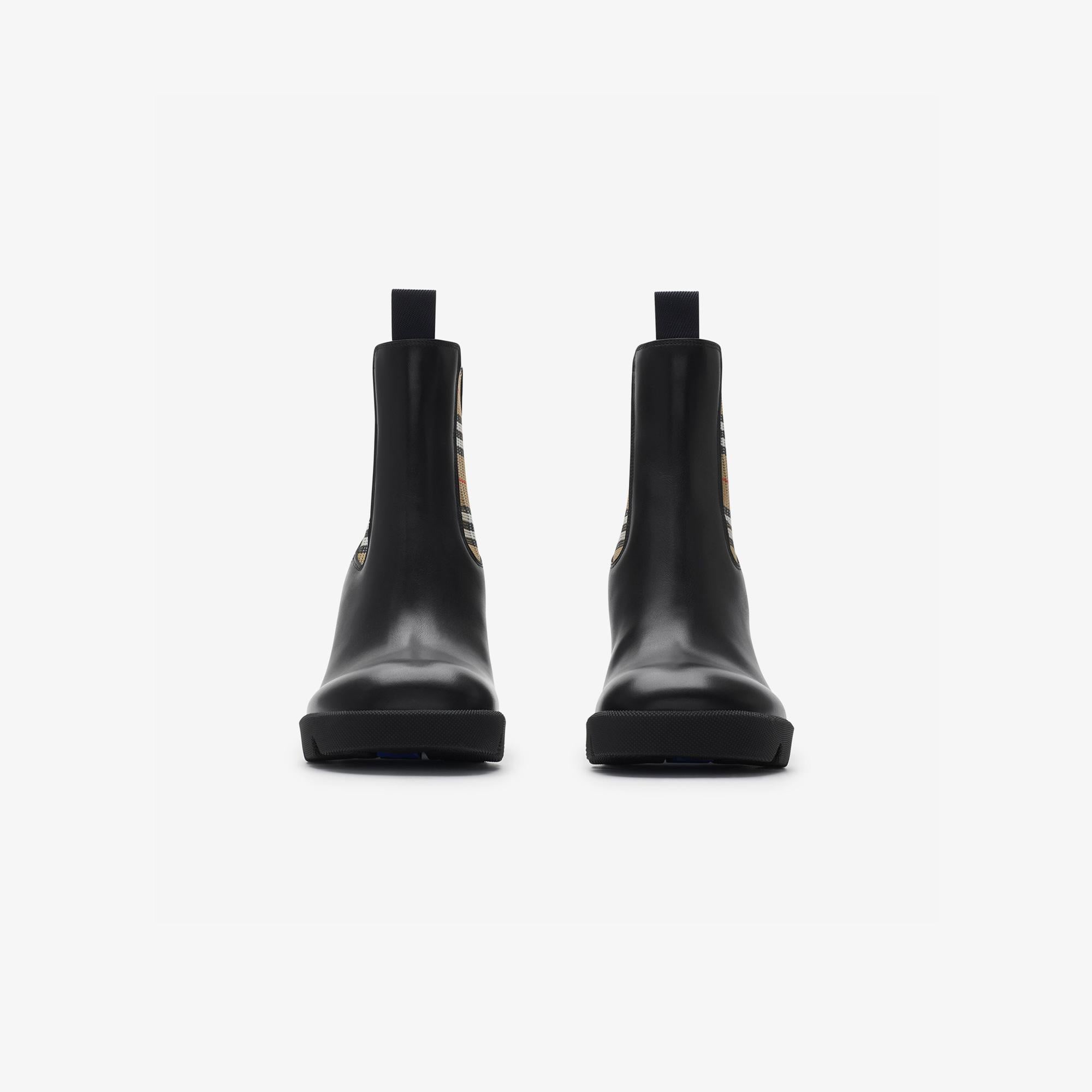 Burberry Leather Stride Chelsea Kadın Siyah Bot