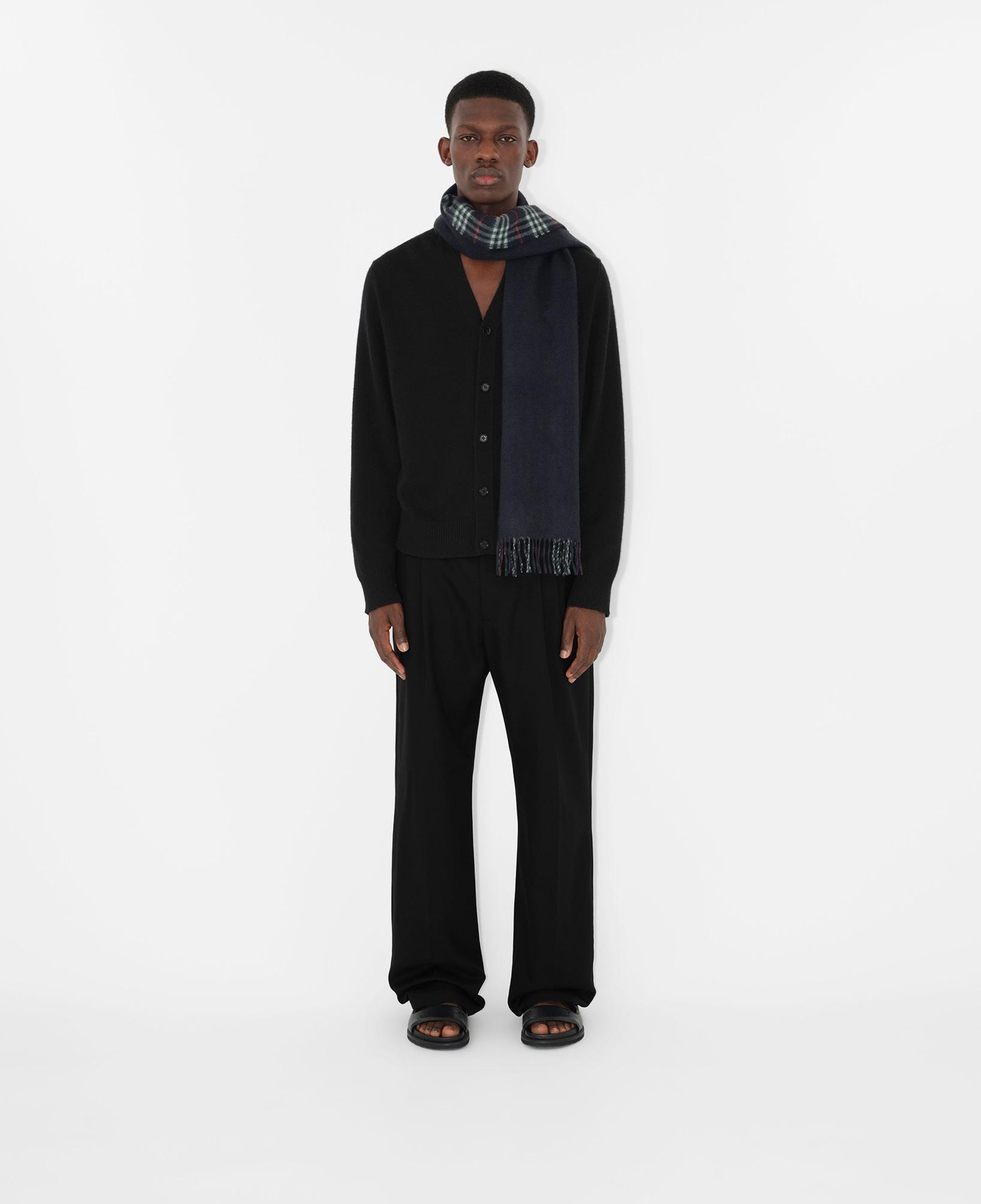 Burberry Reversible Check Kaşmir Kadın Lacivert Atkı