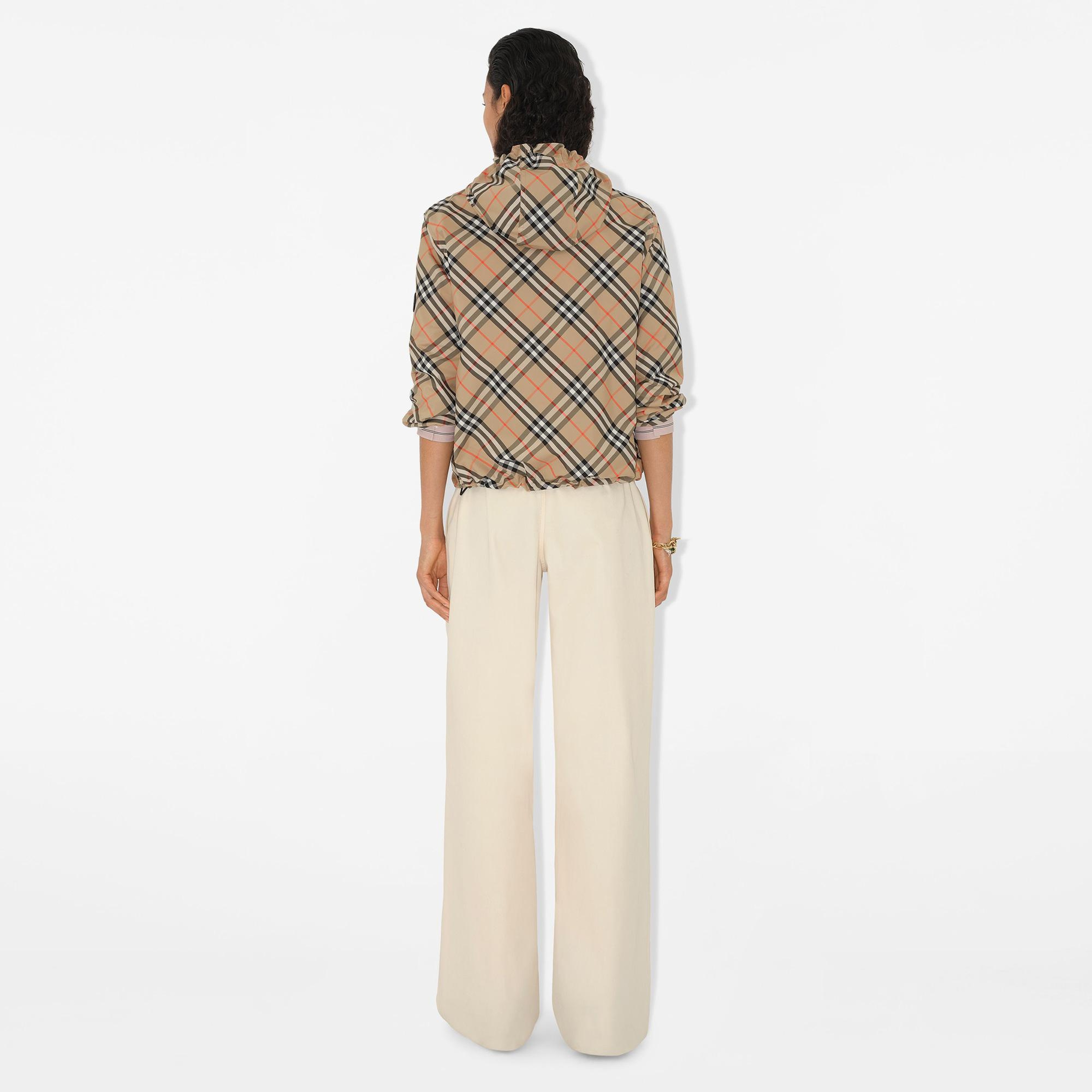 Burberry Check Hooded Kadın Bej Mont