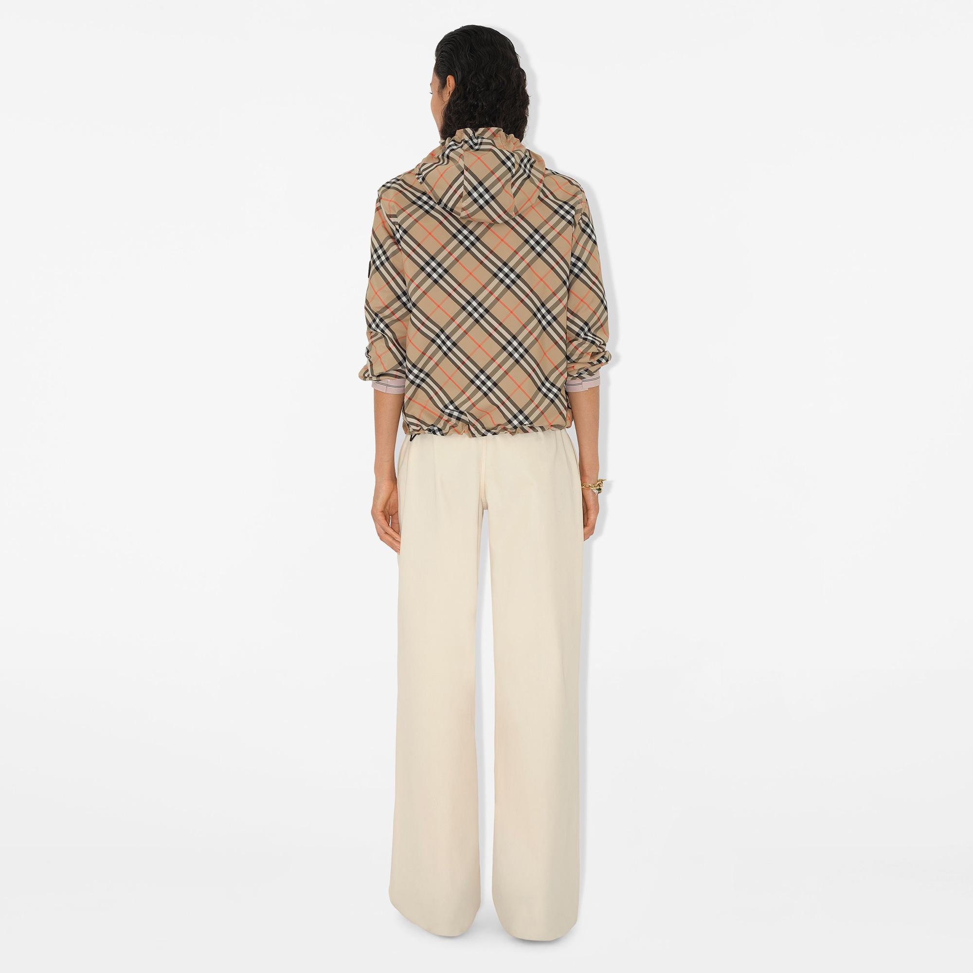 Burberry Check Hooded Kadın Bej Mont