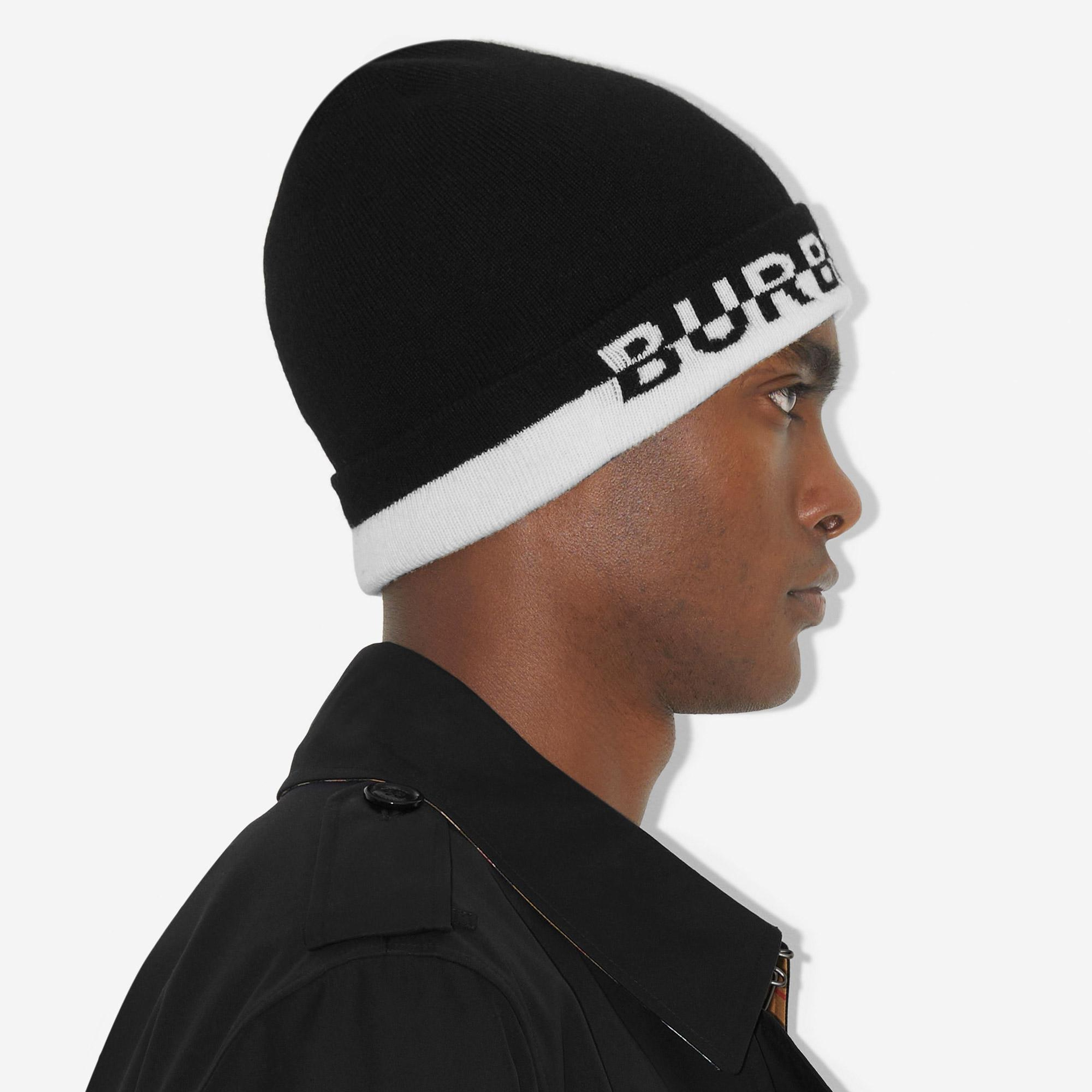 Burberry Core Logo Intarsia Cashmere Kadın Siyah Bere