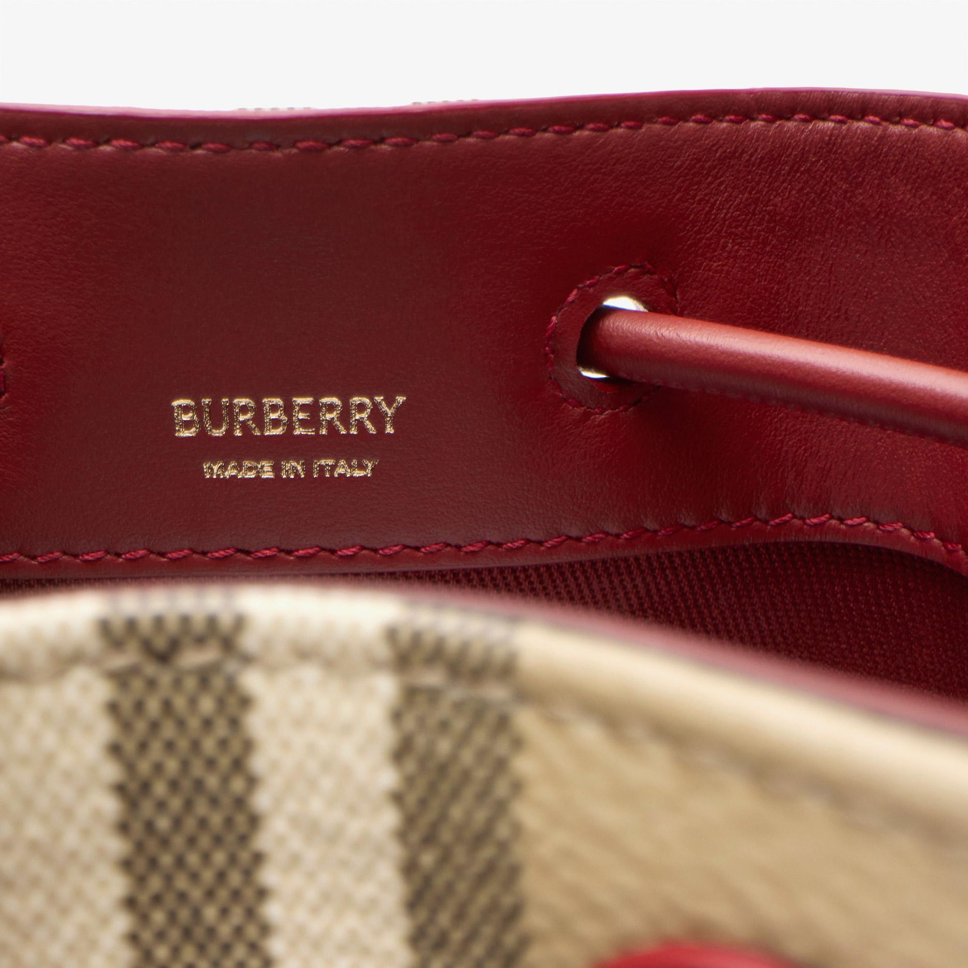 Burberry Drawstrıng Kadın Bej Çapraz Çanta