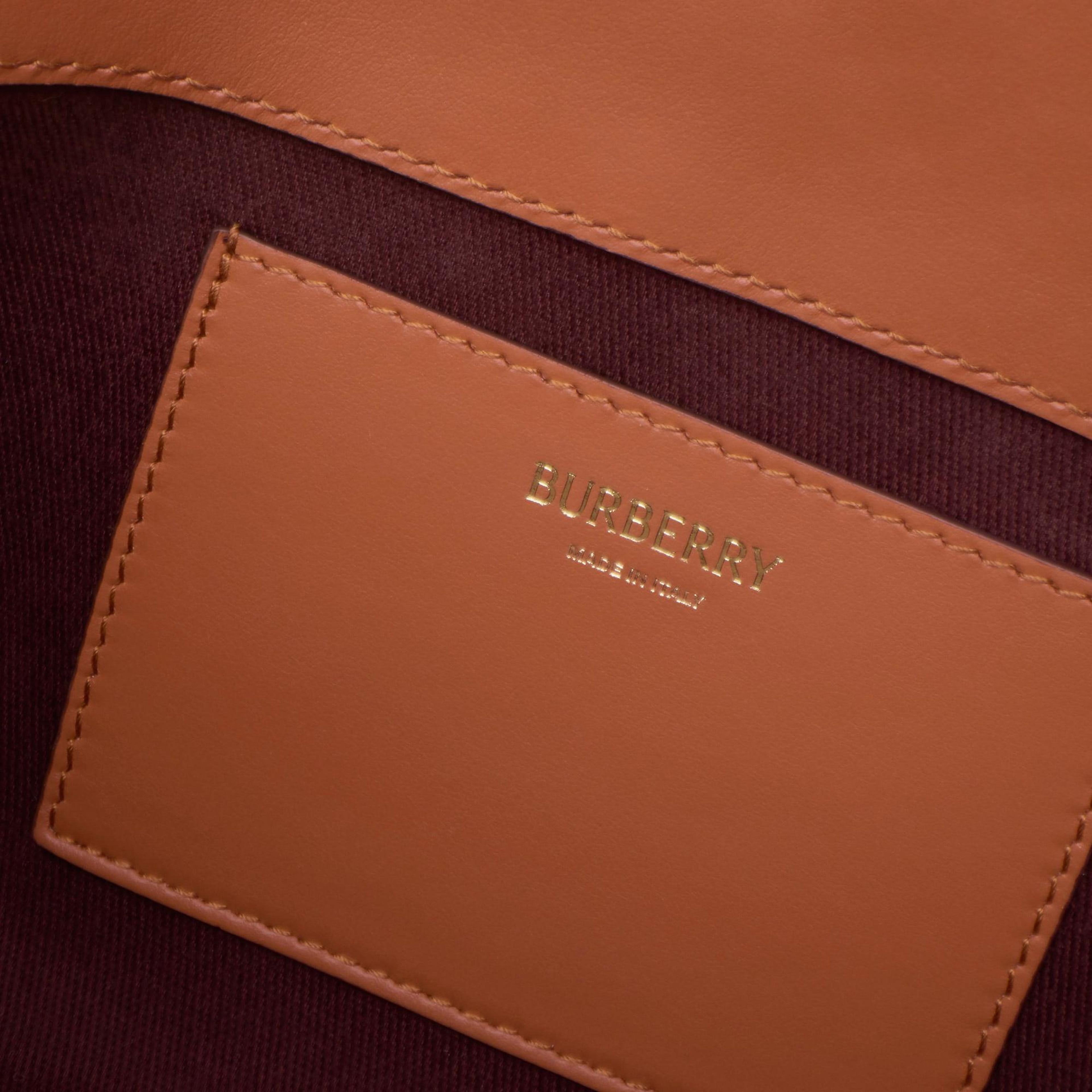 Burberry Note Kadın Bej El Çantası