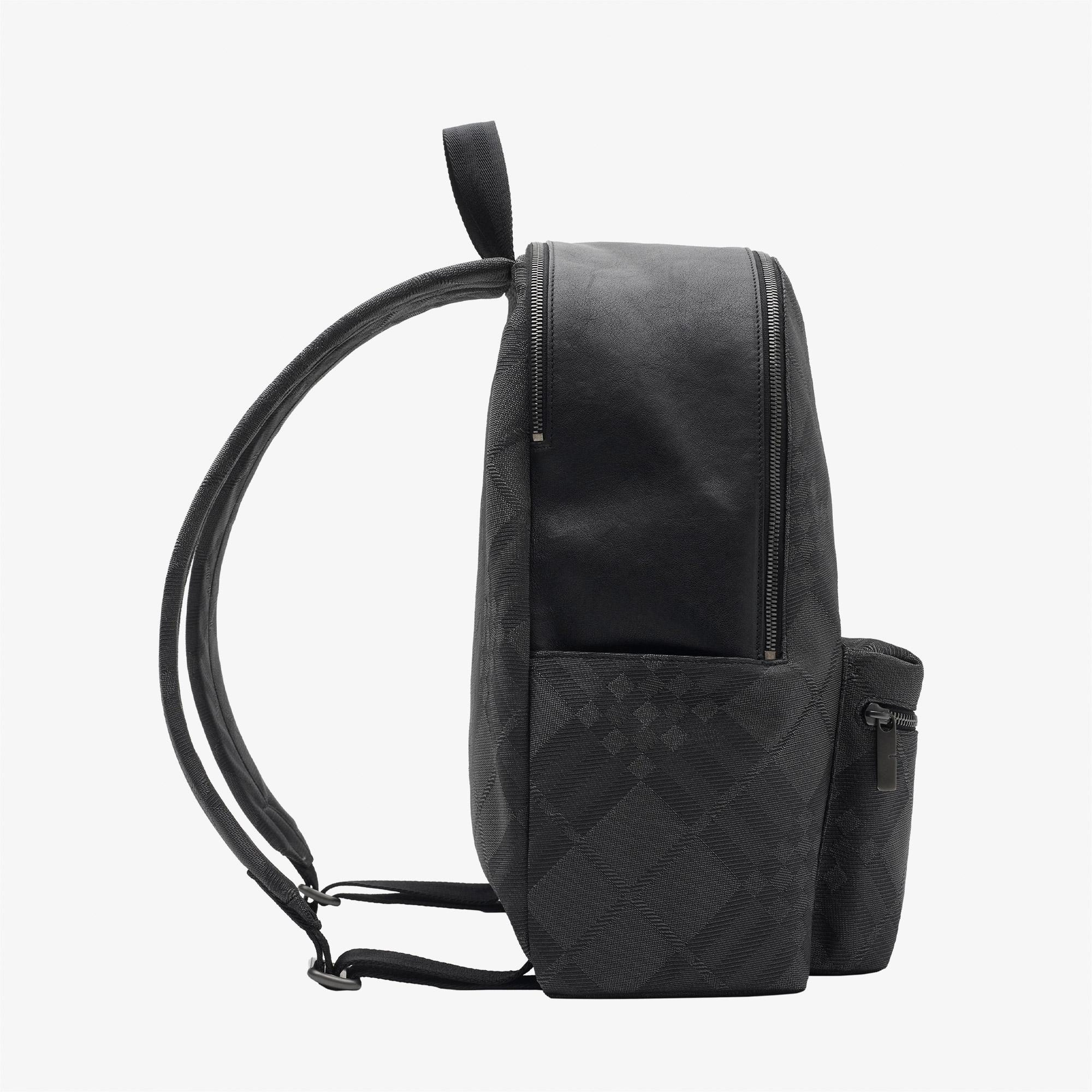 Burberry Chester Erkek Siyah Sırt Çantası