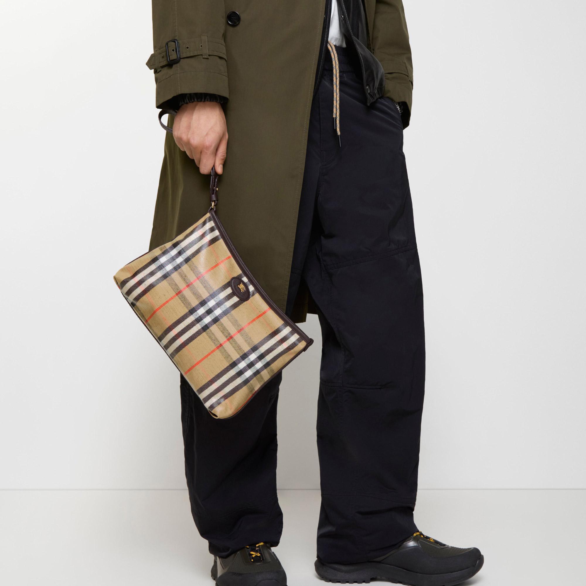 Burberry Hıghlands Erkek Bej El Çantası