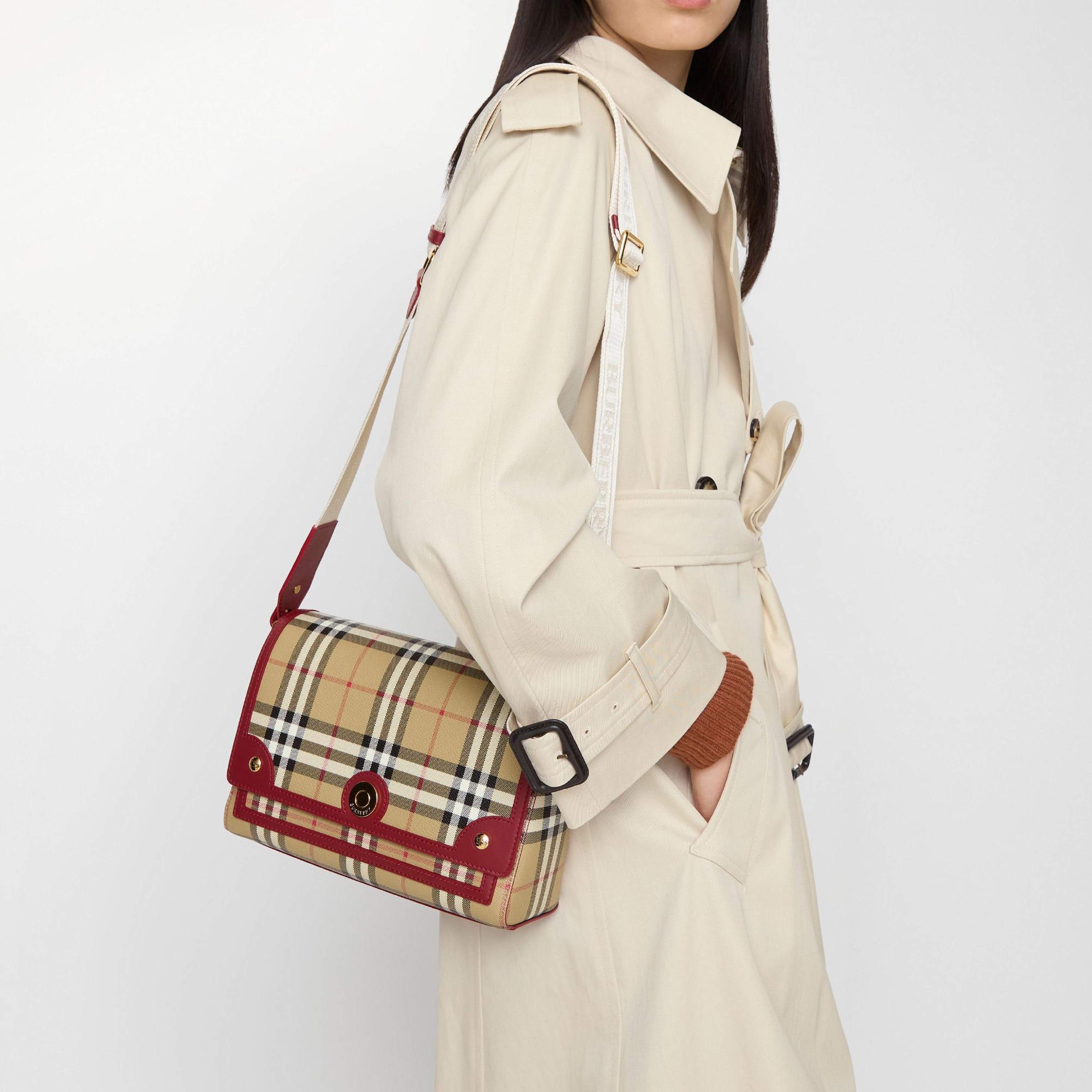 Burberry Note Kadın Bej Omuz Çantası