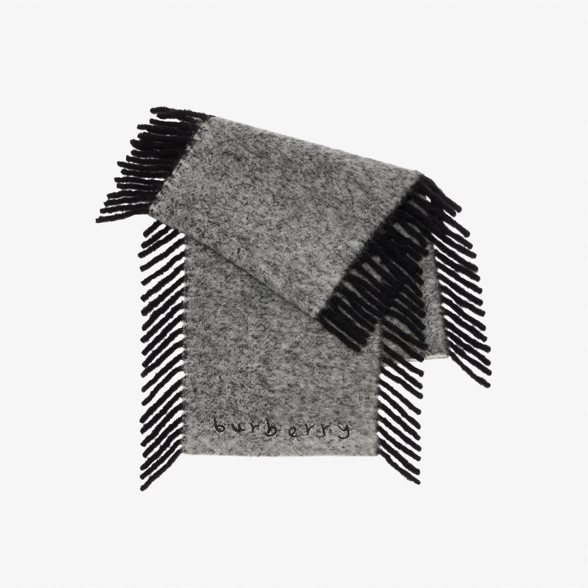 Burberry Alpaca Happy Kadın Gri Atkı