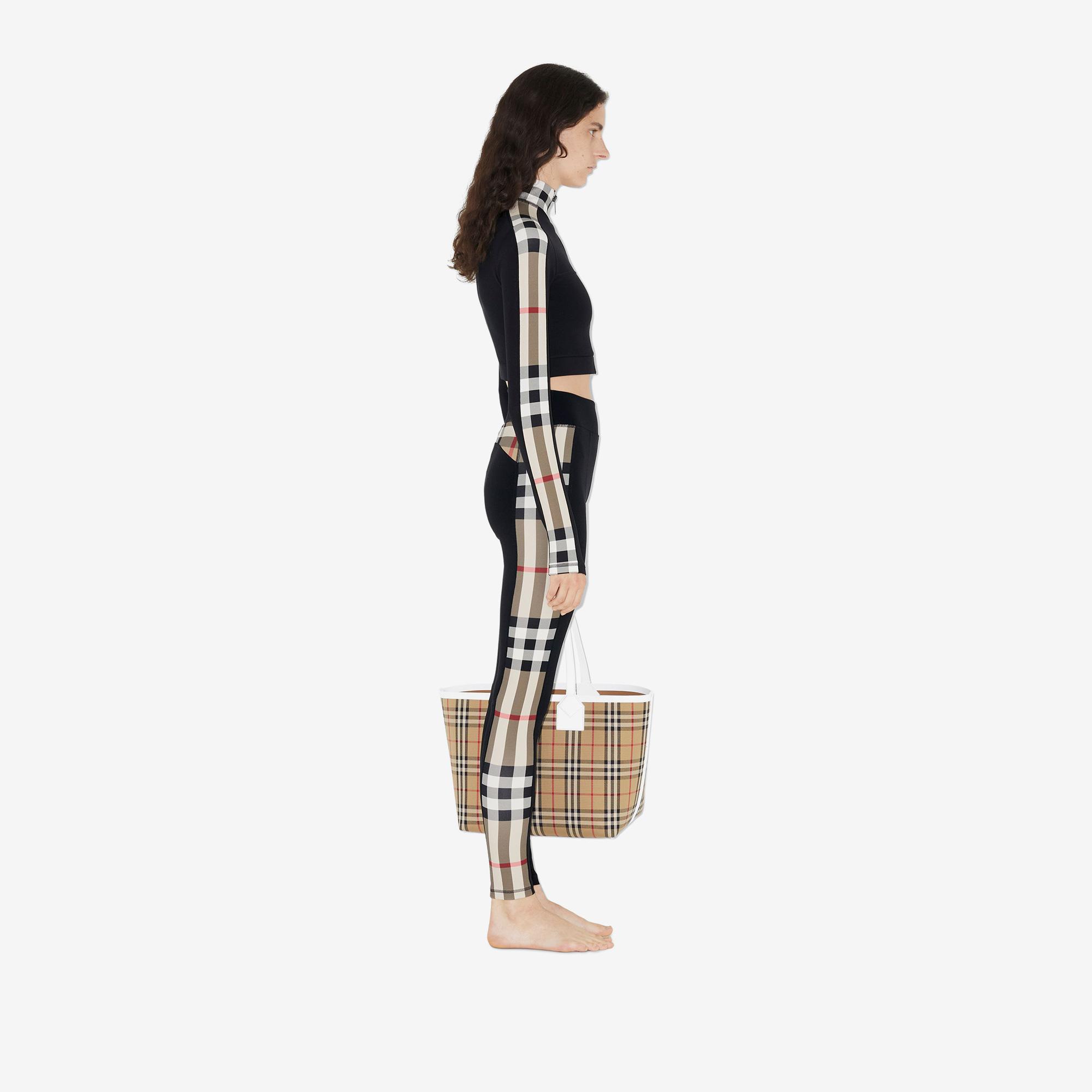 Burberry Kadın Siyah T-Shirt
