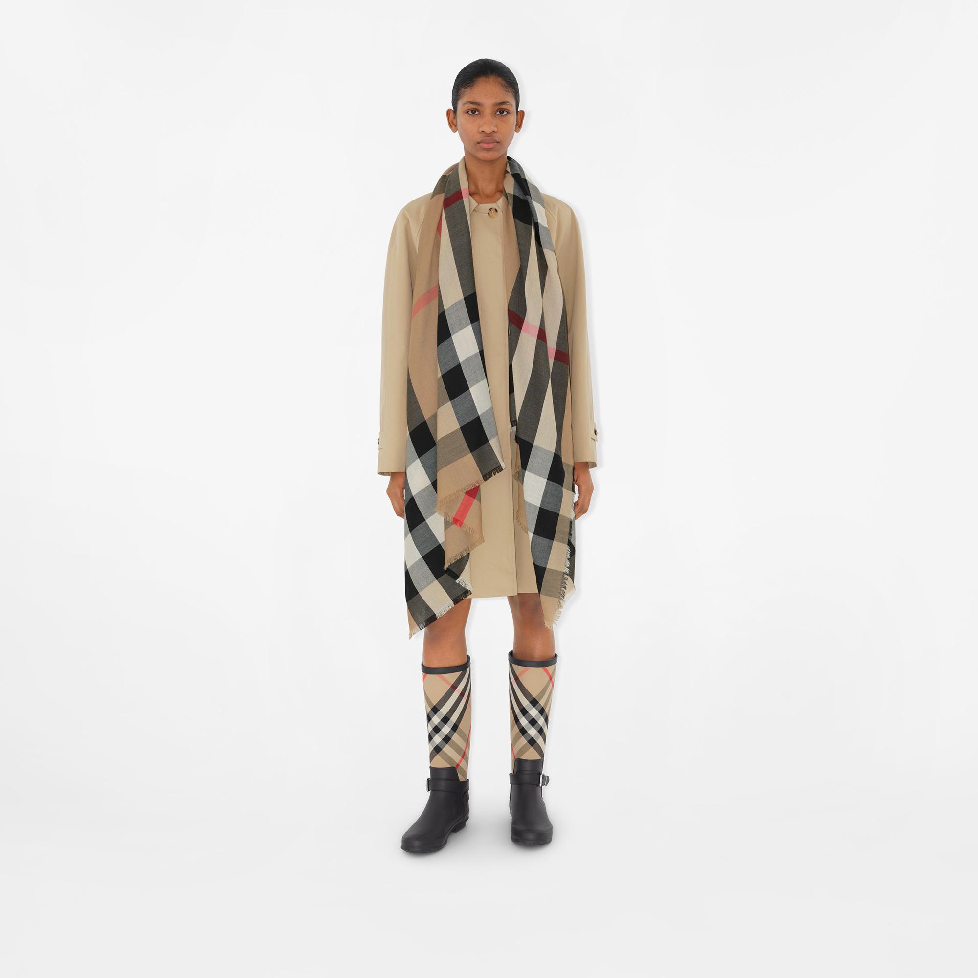 Burberry Check Kaşmir Kadın Bej Atkı