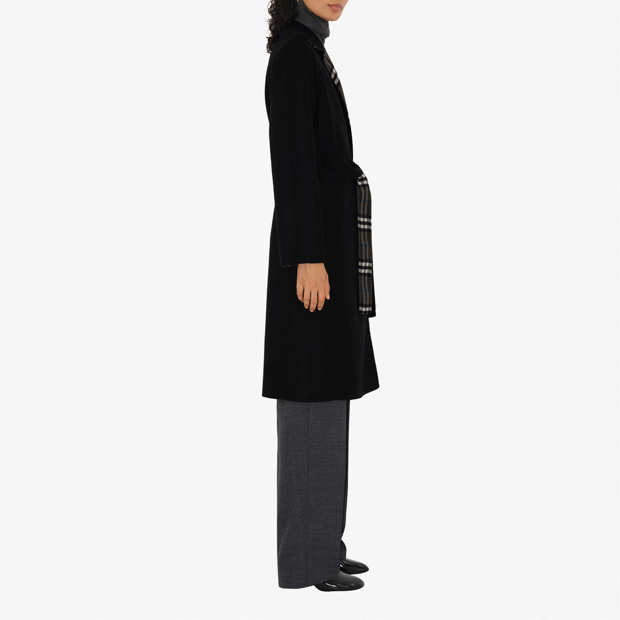 Burberry Giu Reversible Wool Wrap Kadın Siyah Palto