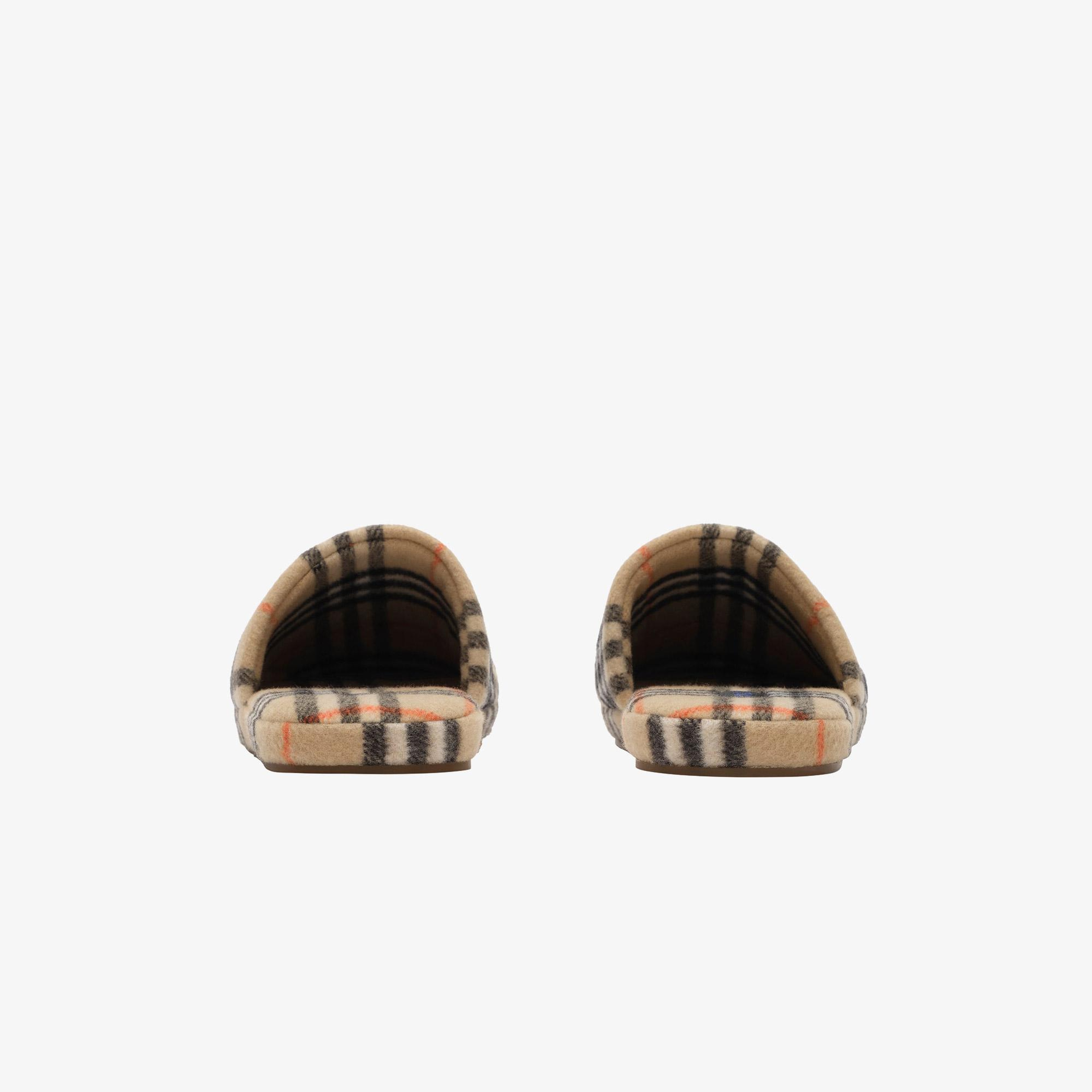 Burberry Quılt Check Erkek Bej Terlik