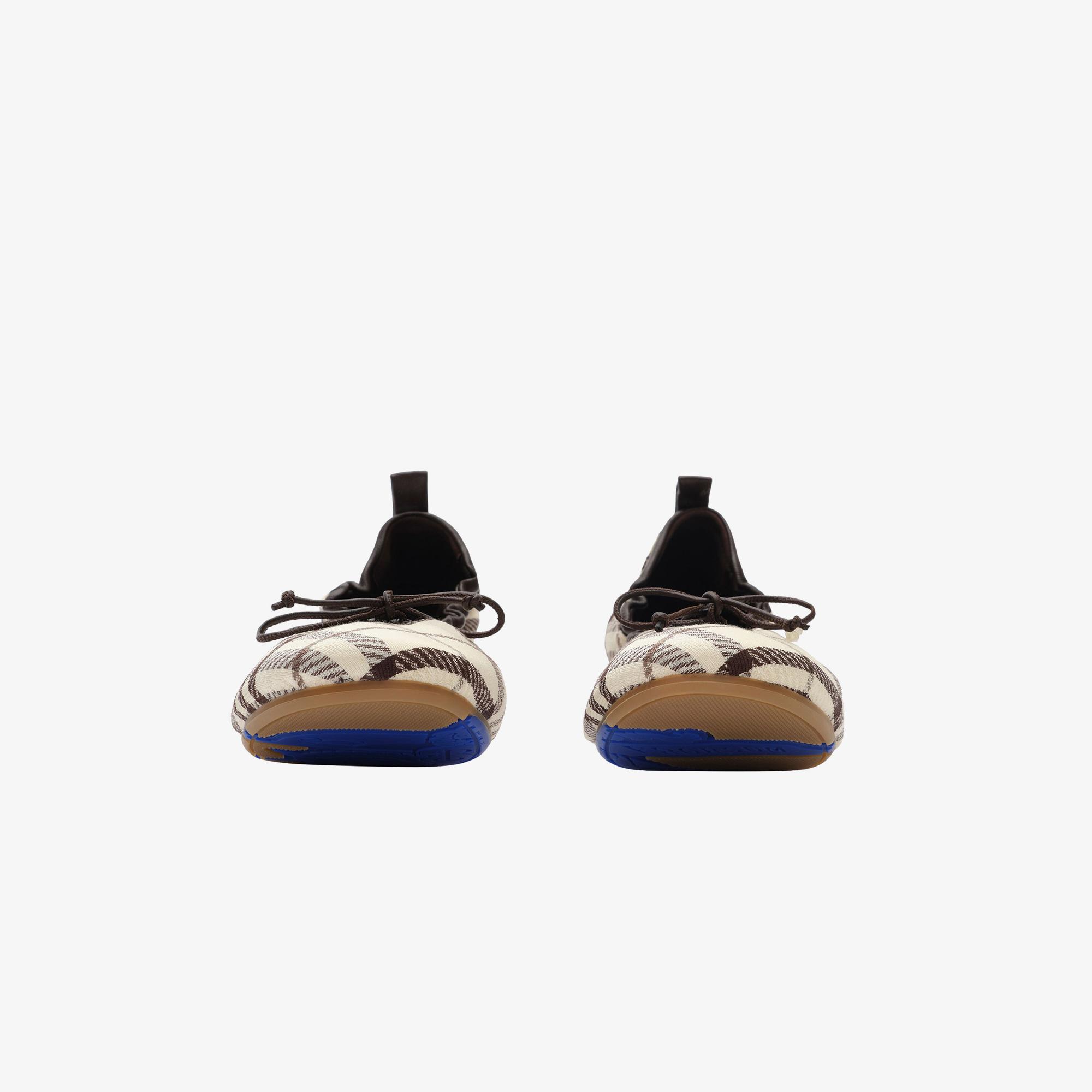 Burberry Fawn Check Kadın Bej Babet