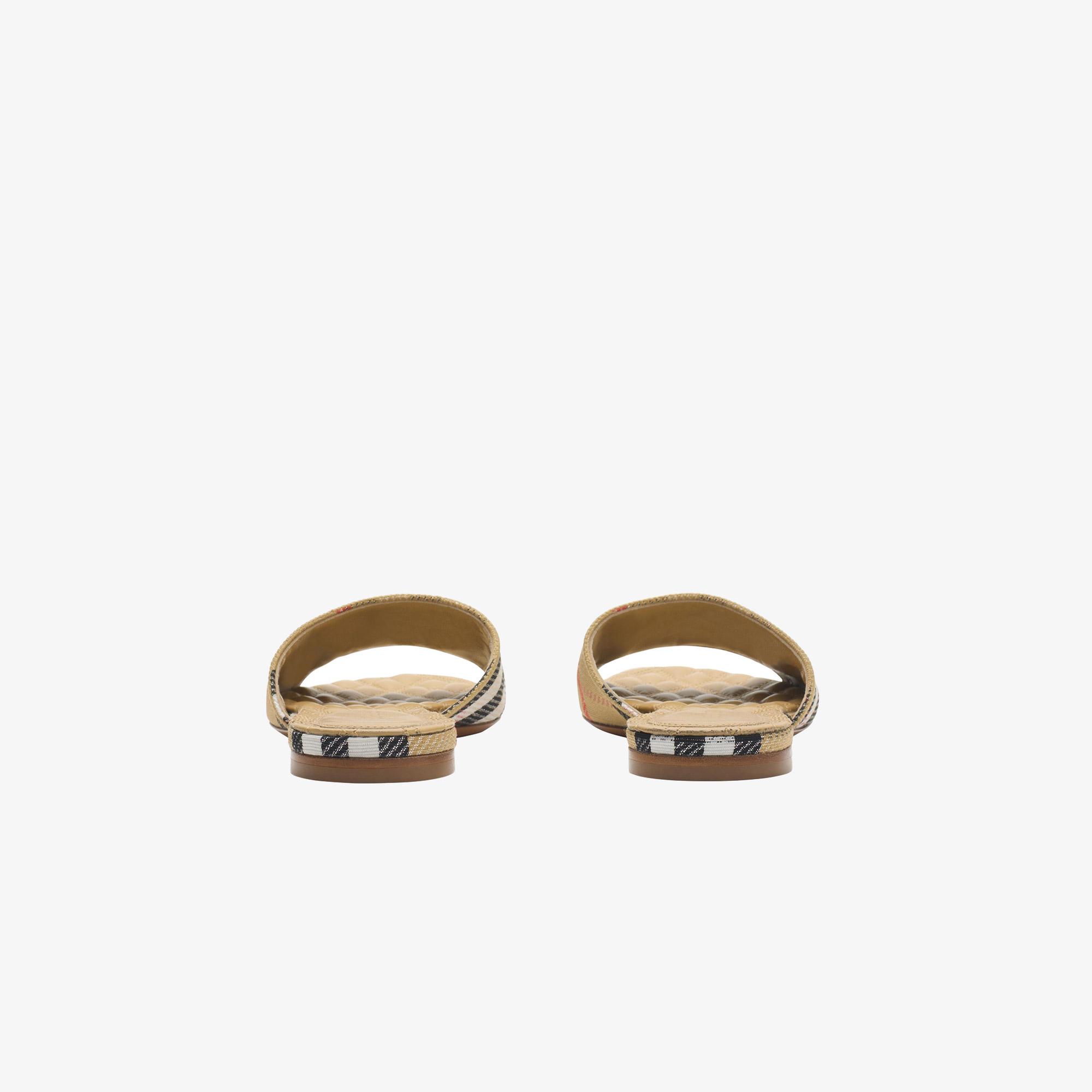 Burberry Sloane Check Kadın Bej Terlik