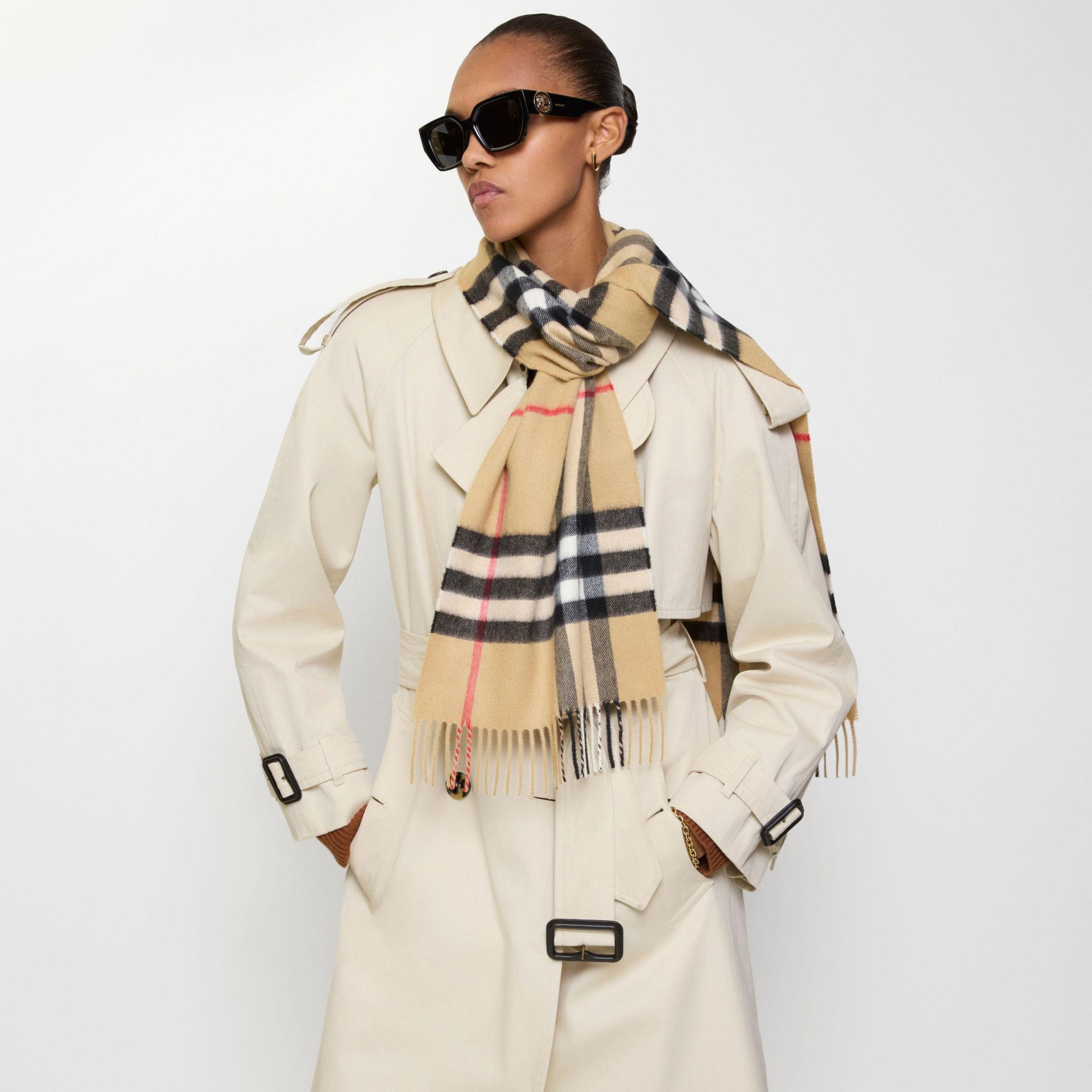 Burberry Check Kaşmir Kadın Bej Atkı