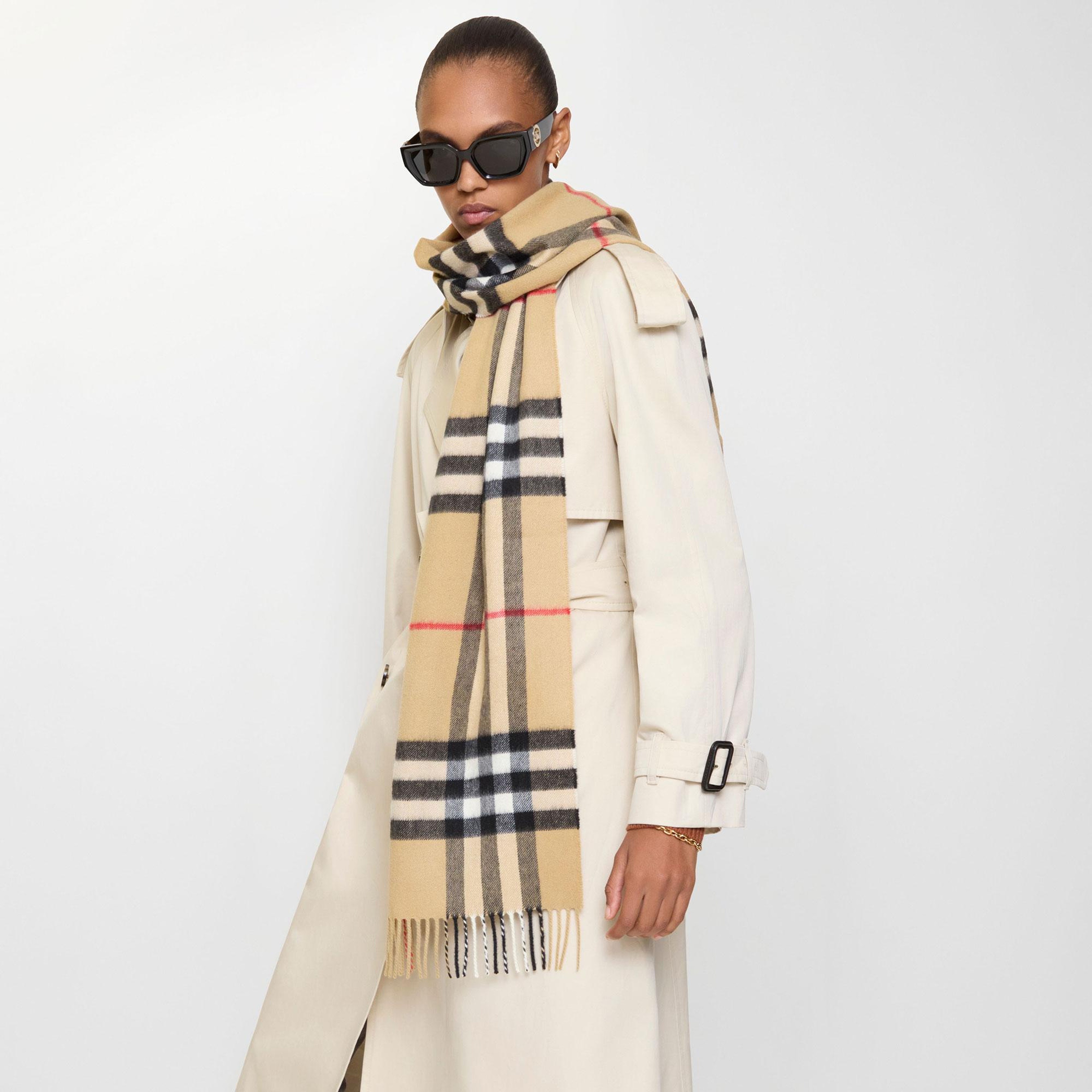 Burberry Check Kaşmir Kadın Bej Atkı