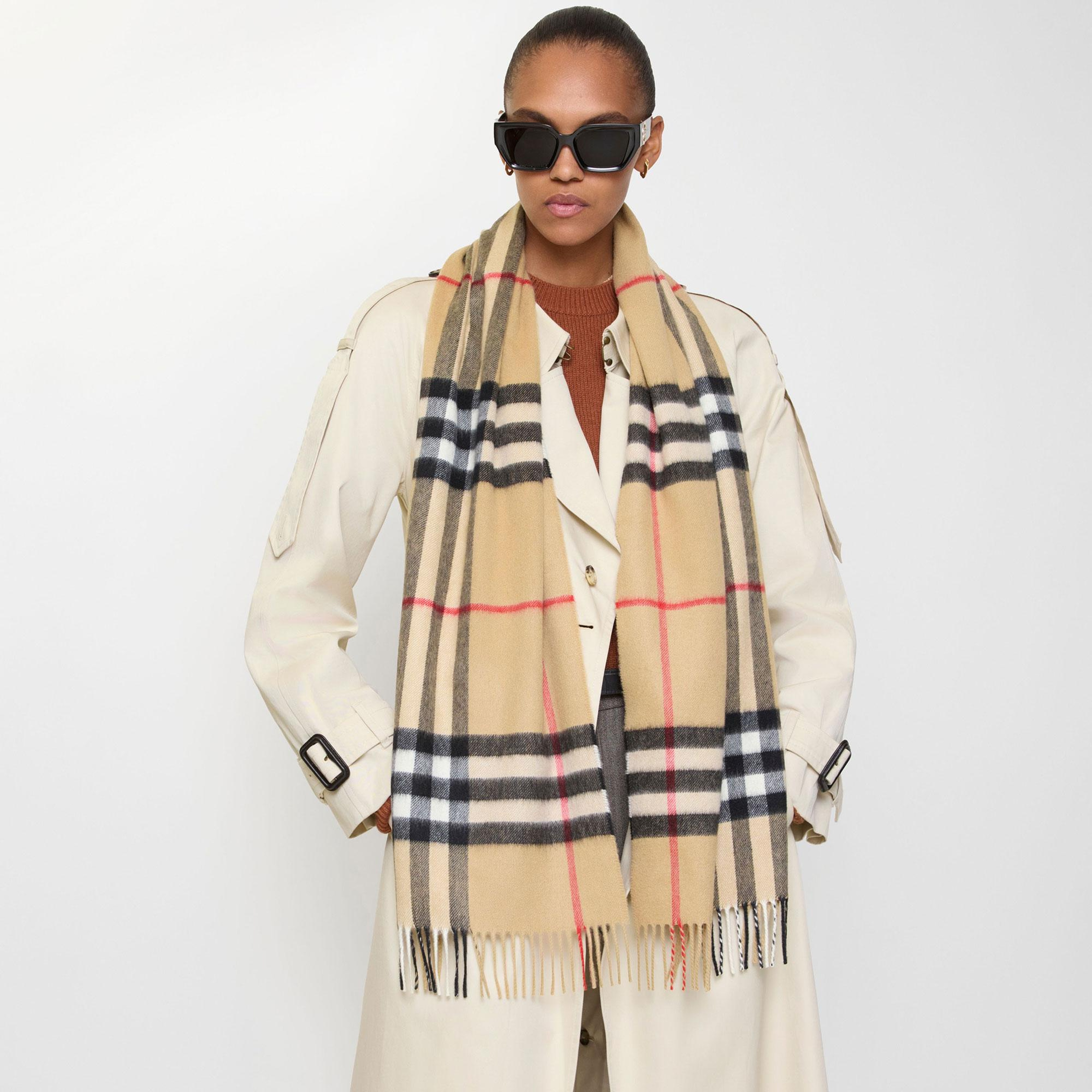 Burberry Check Kaşmir Kadın Bej Atkı