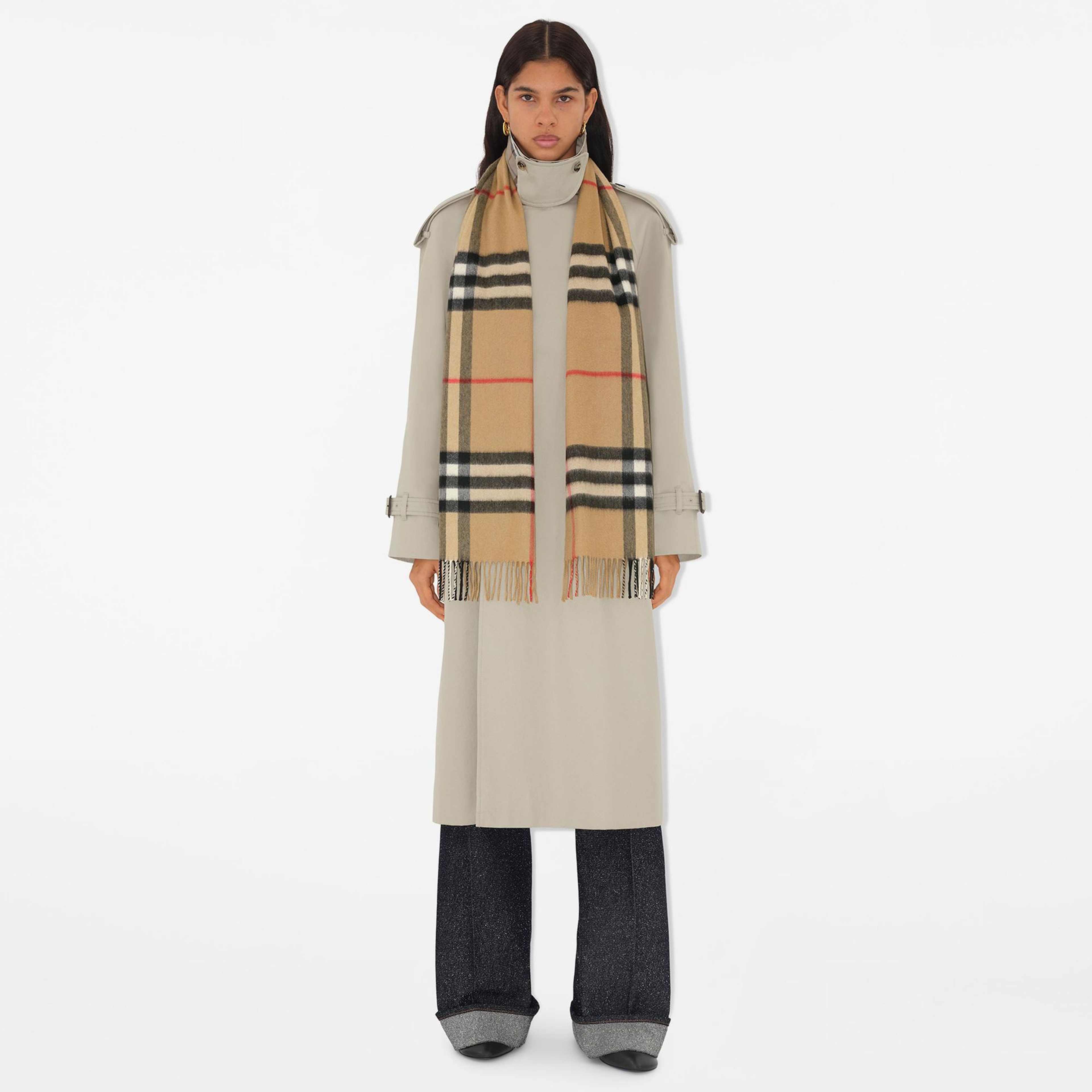 Burberry Check Kaşmir Kadın Bej Atkı