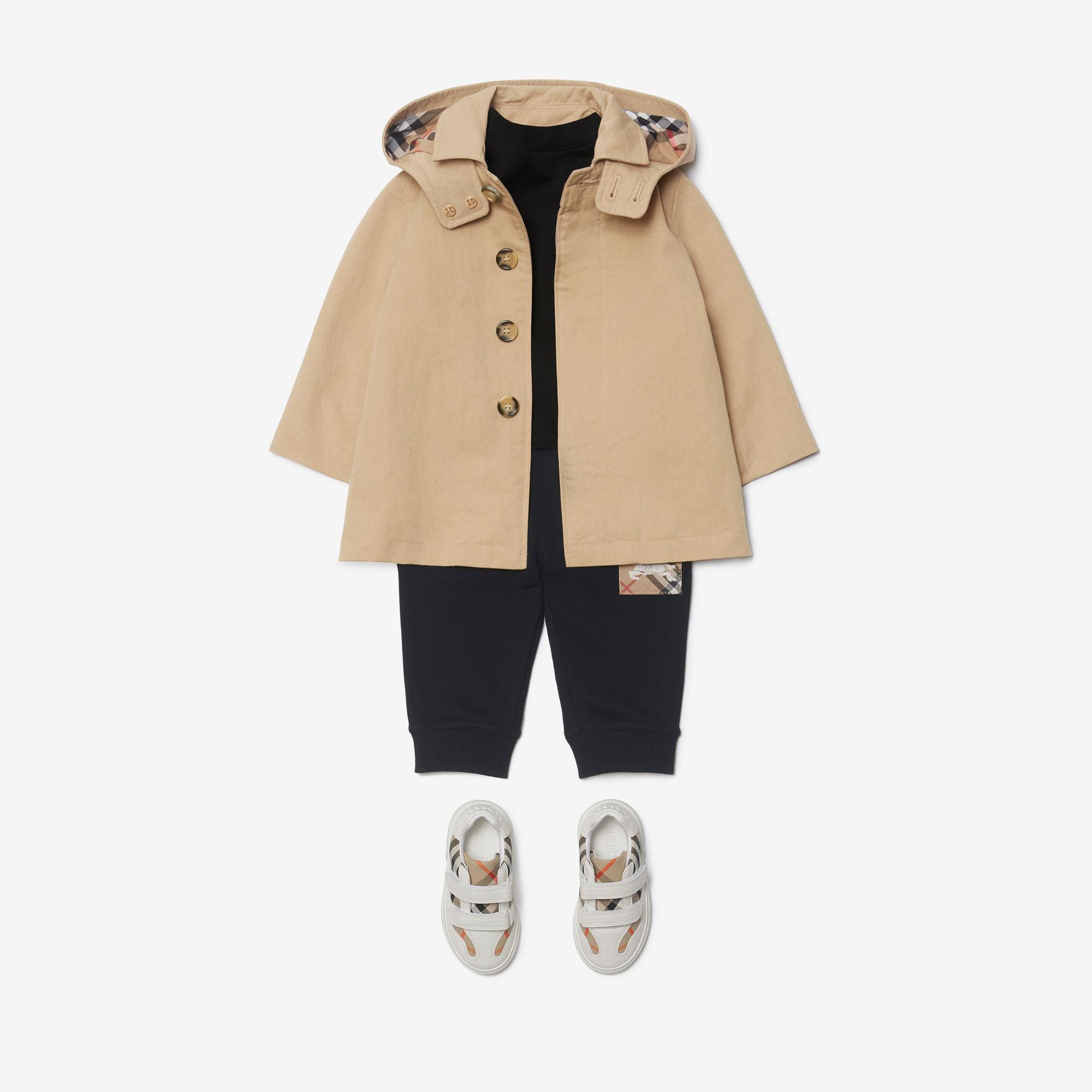 Burberry Jackson Label Cotton Jogging Çocuk Siyah Eşofman Altı