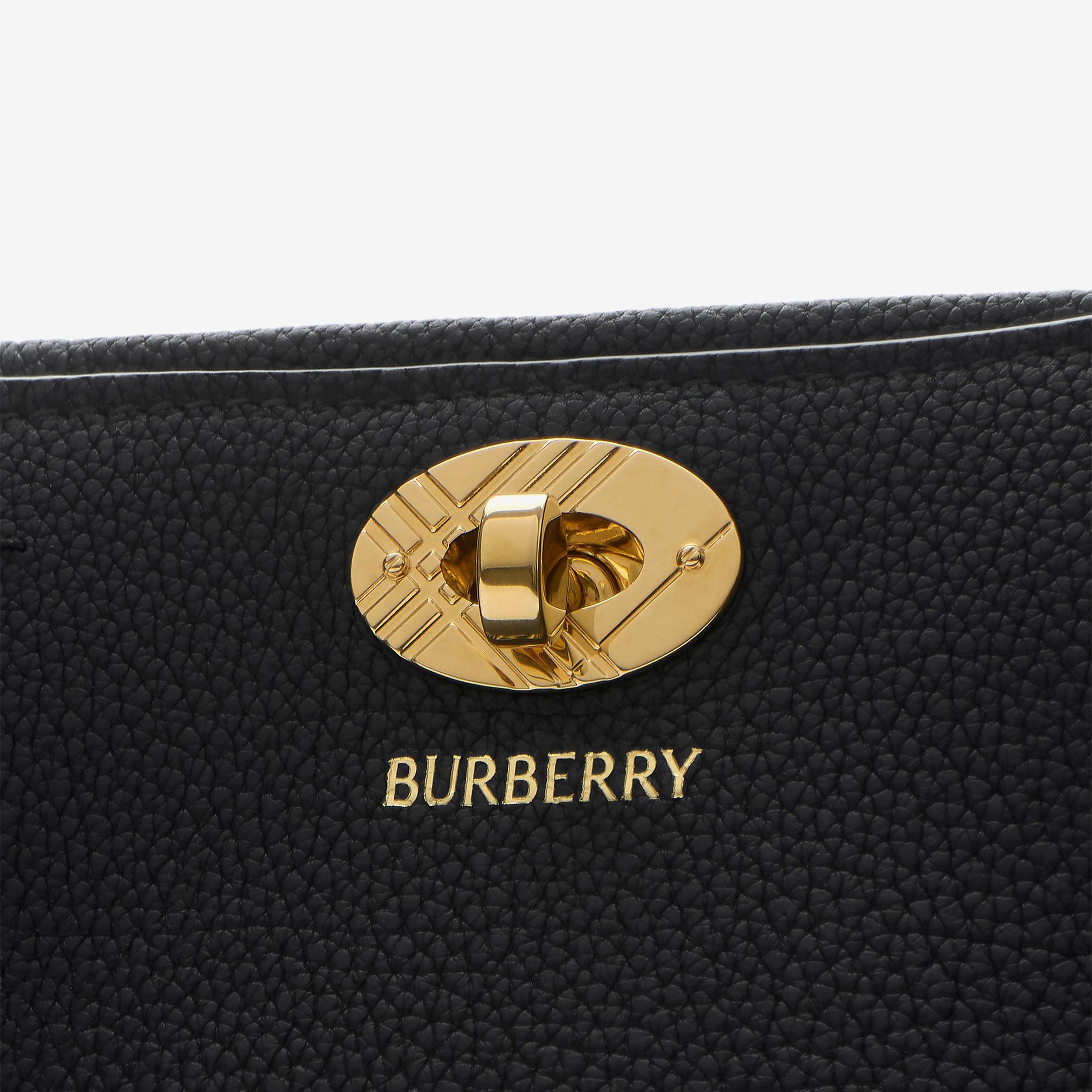Burberry Cotswolds Pouch Kadın Siyah Çanta