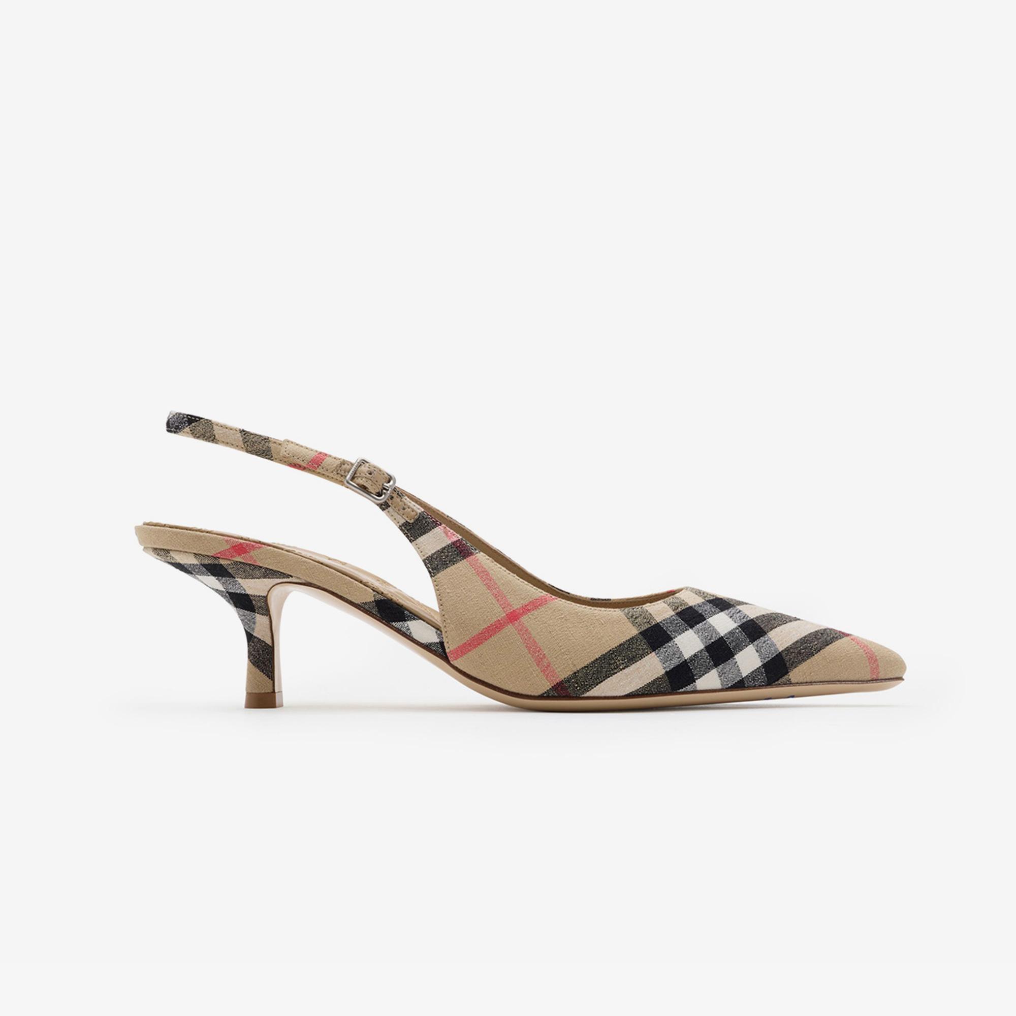 Burberry Kadın Bej Topuklu Ayakkabı