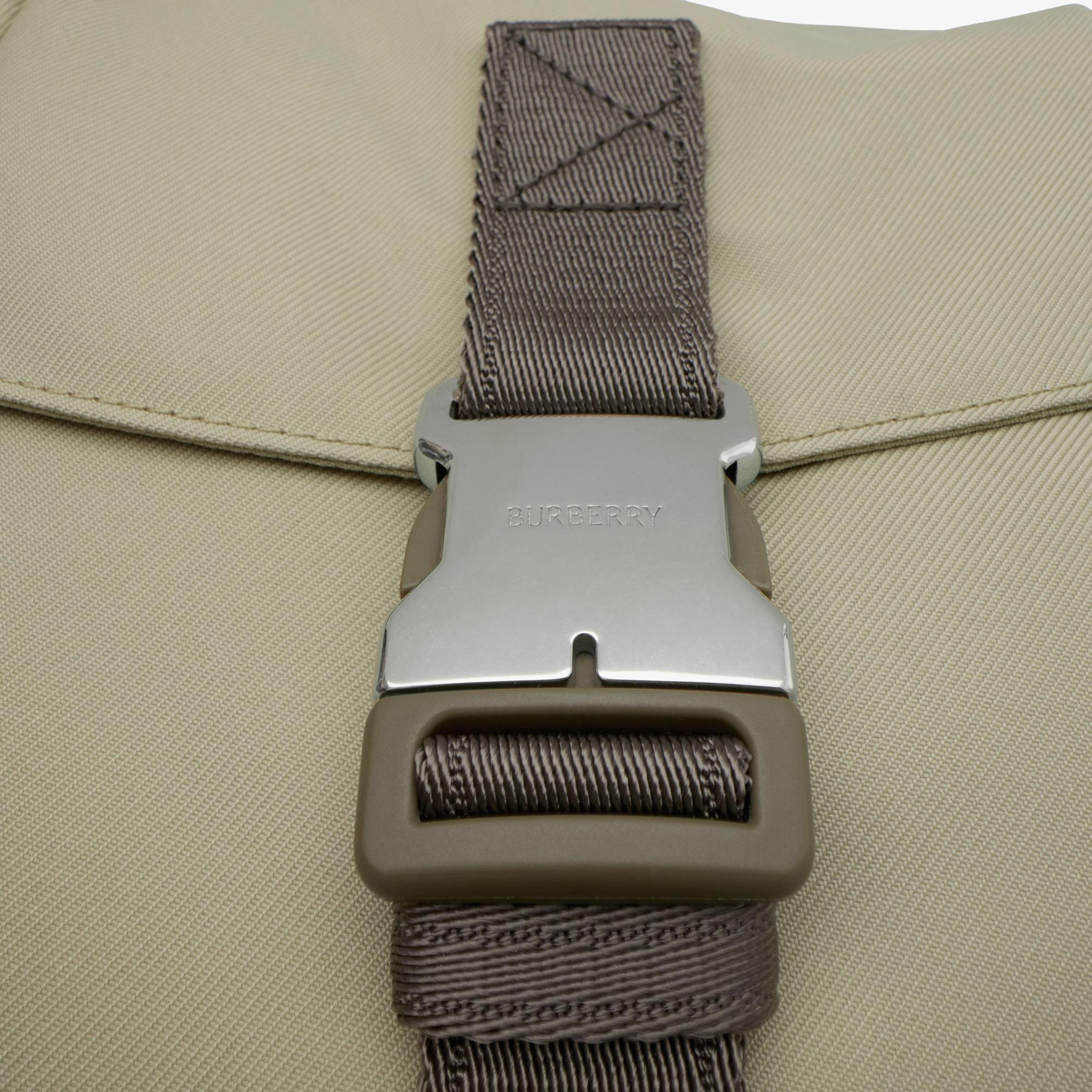 Burberry Orkney Flap Erkek Haki Sırt Çantası