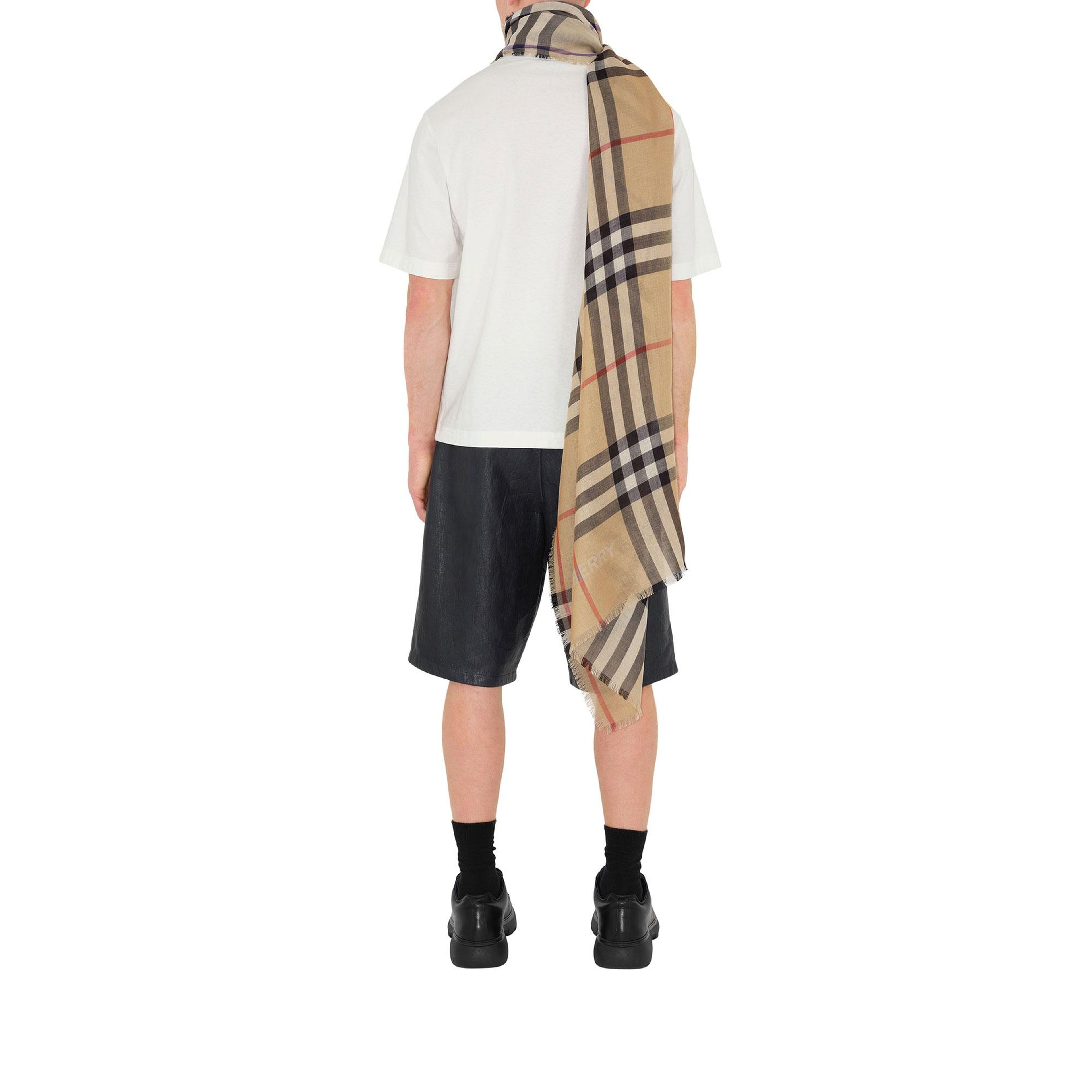 Burberry Gauz Reversible Wool Silk Kadın Bej Atkı