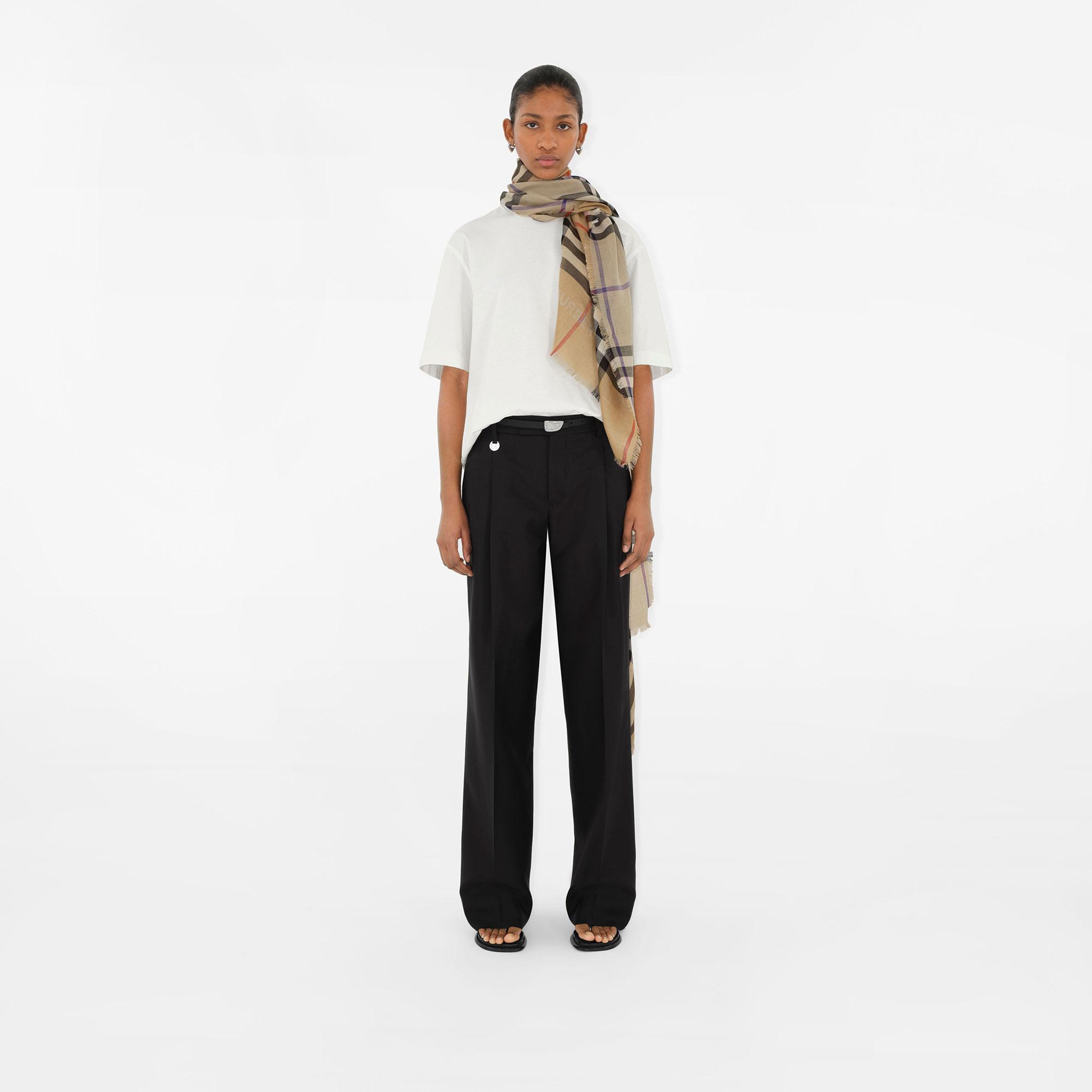 Burberry Gauz Reversible Wool Silk Kadın Bej Atkı