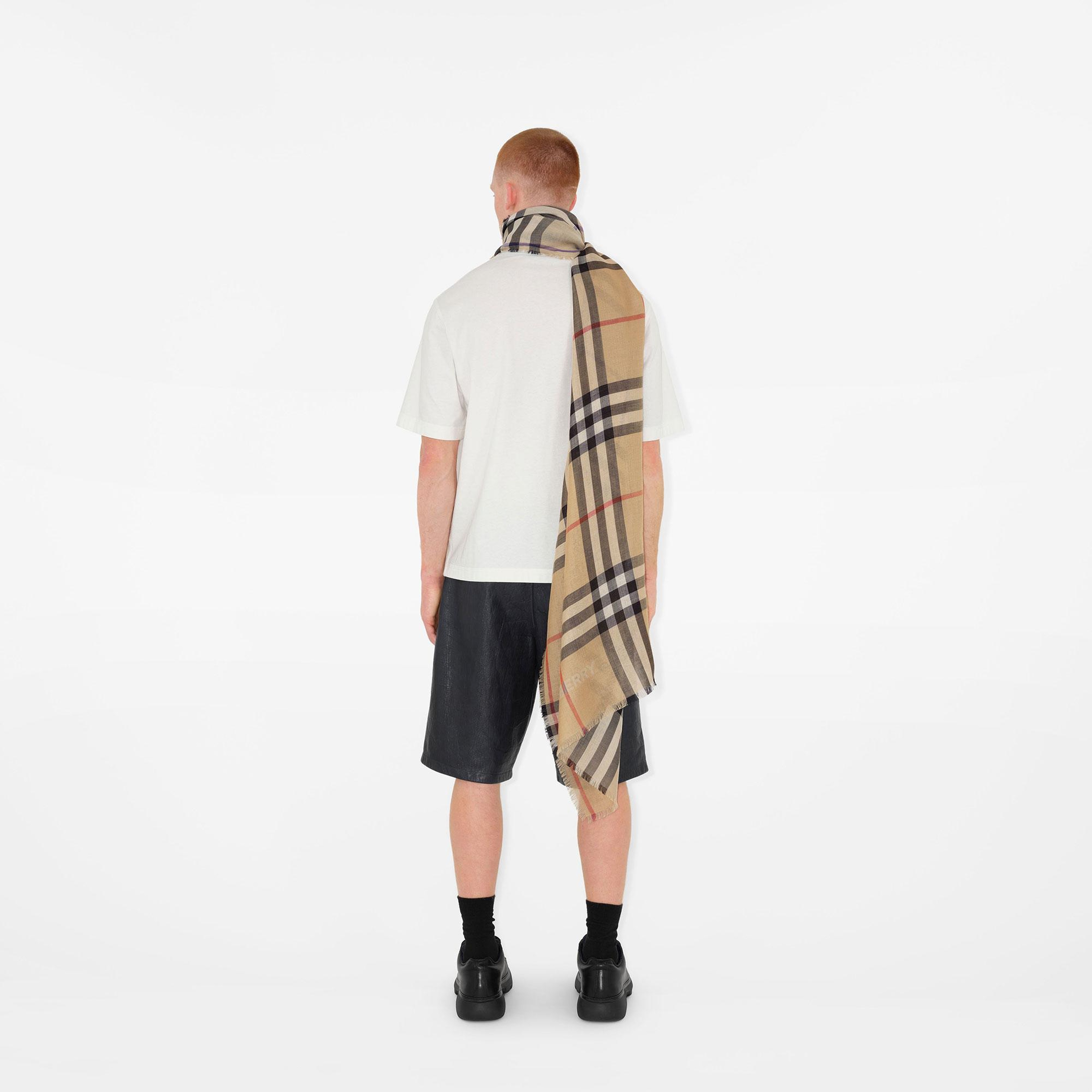 Burberry Gauz Reversible Wool Silk Kadın Bej Atkı