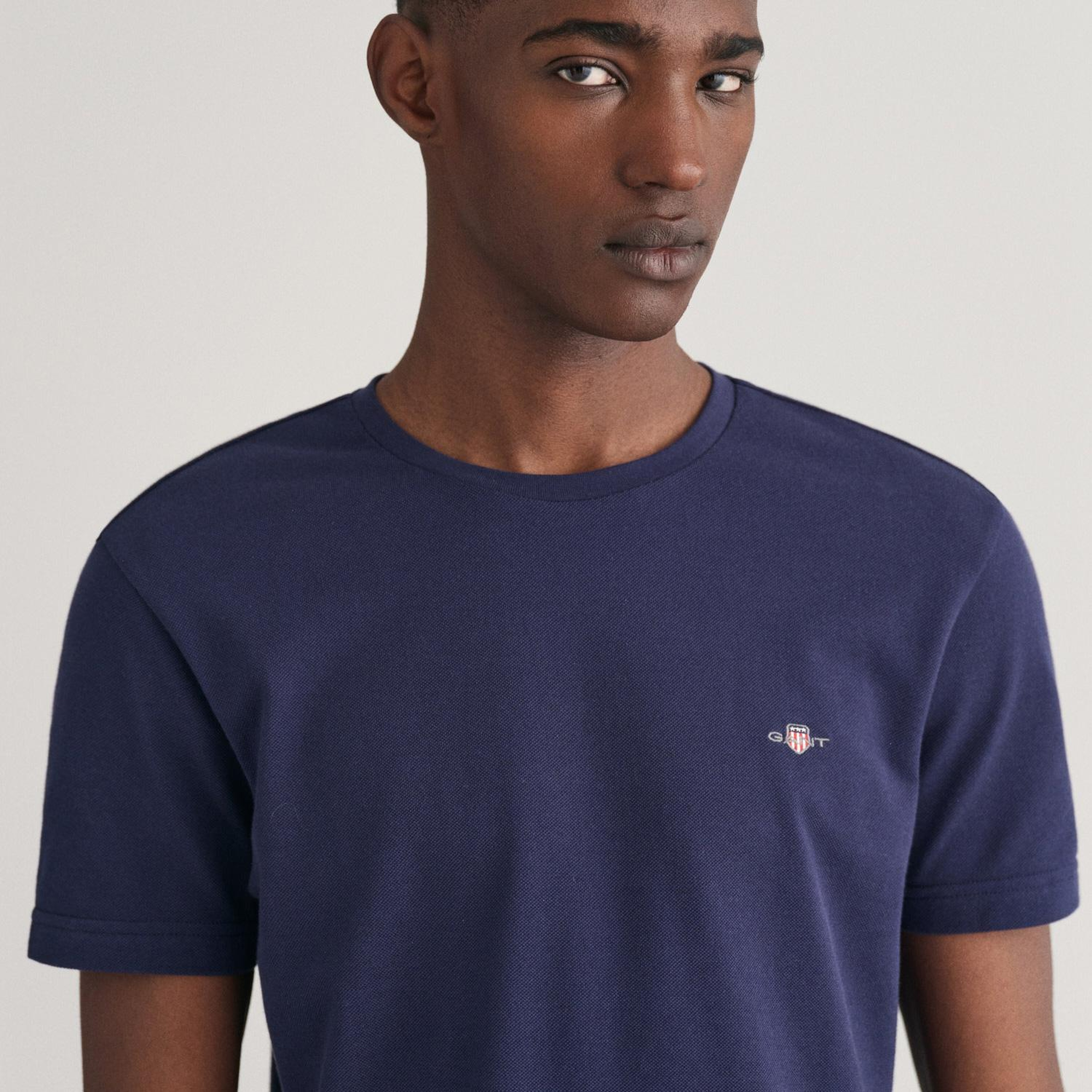 GANT Erkek Lacivert Slim Fit Bisiklet Yaka T-Shirt