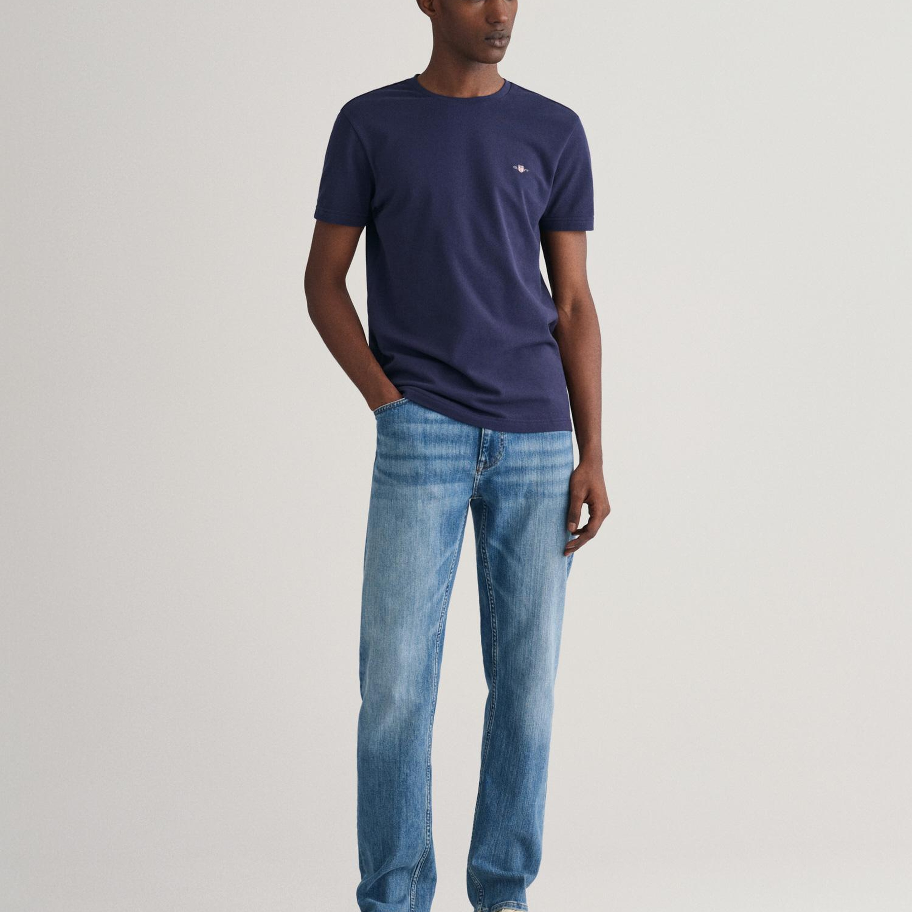 GANT Erkek Lacivert Slim Fit Bisiklet Yaka T-Shirt