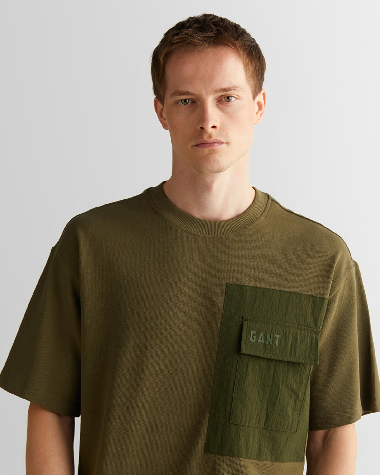 GANT Erkek Yeşil Relaxed Fit Bisiklet Yaka Logolu T-Shirt