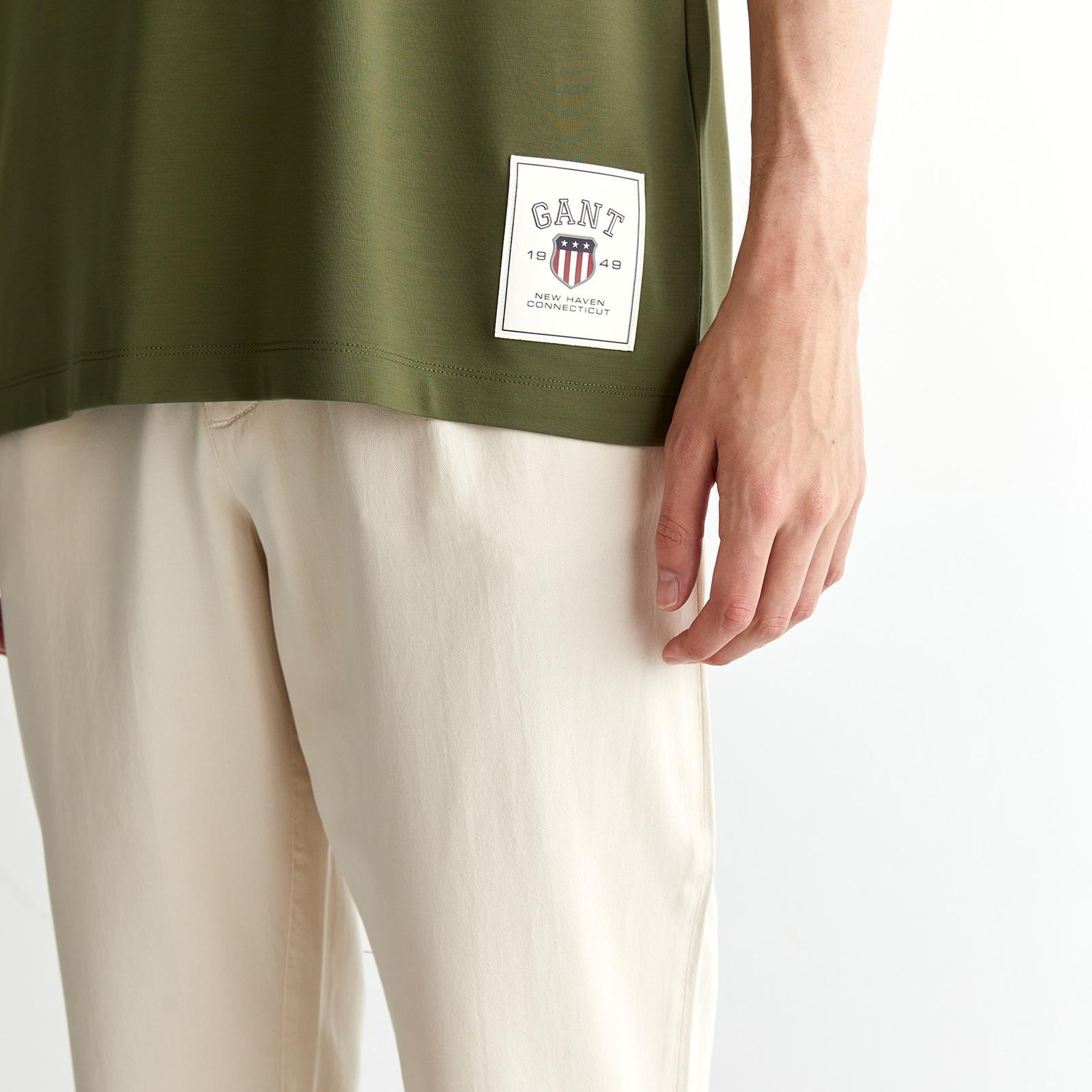 GANT Erkek Yeşil Relaxed Fit Bisiklet Yaka Logolu T-Shirt