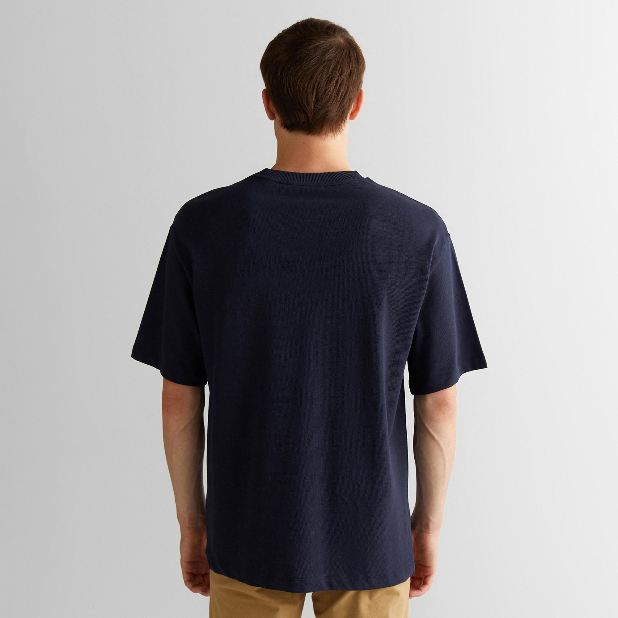 GANT Erkek Lacivert Relaxed Fit Bisiklet Yaka Logolu T-Shirt