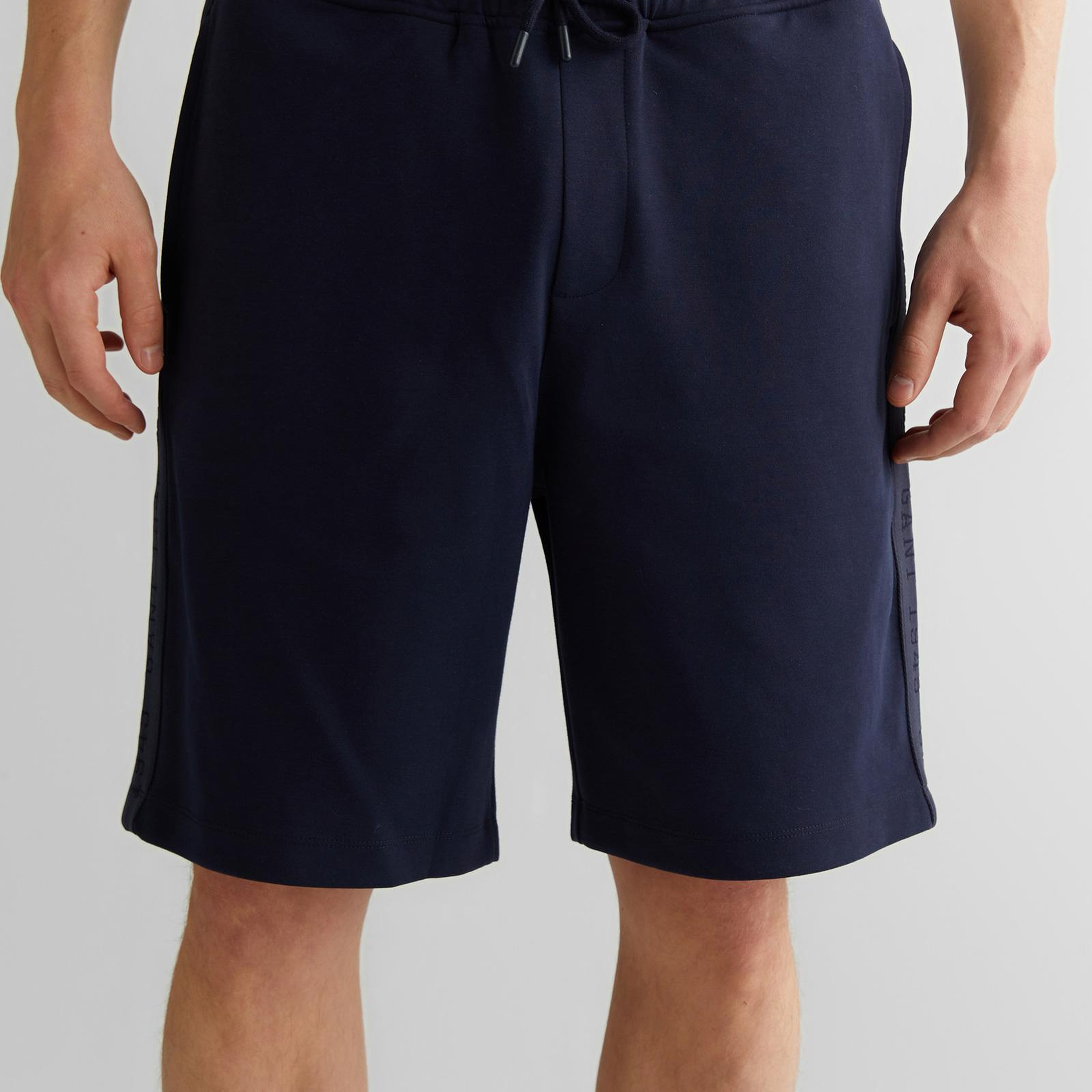 GANT Erkek Lacivert Regular Fit Logolu Şort