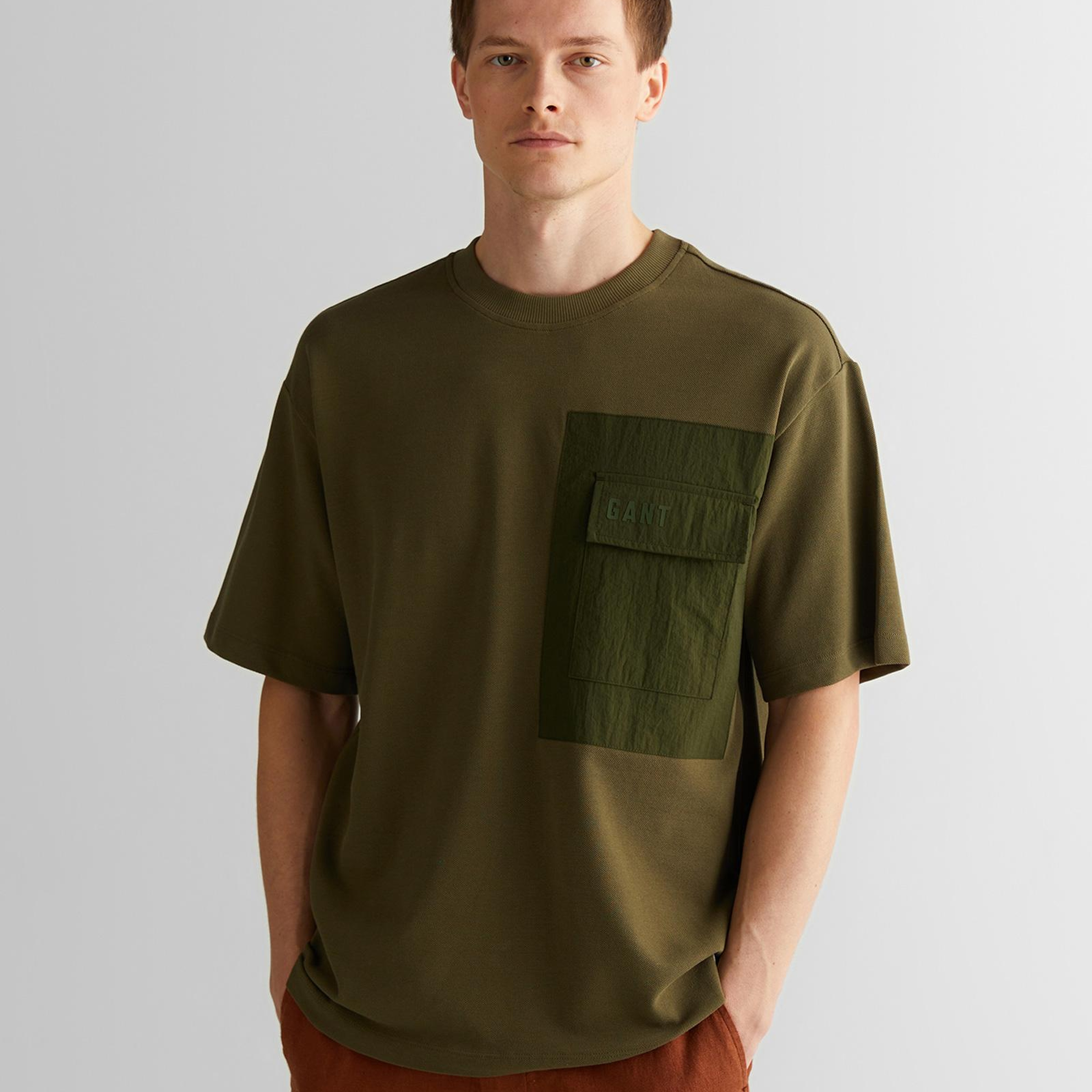 GANT Erkek Yeşil Relaxed Fit Bisiklet Yaka Logolu T-Shirt