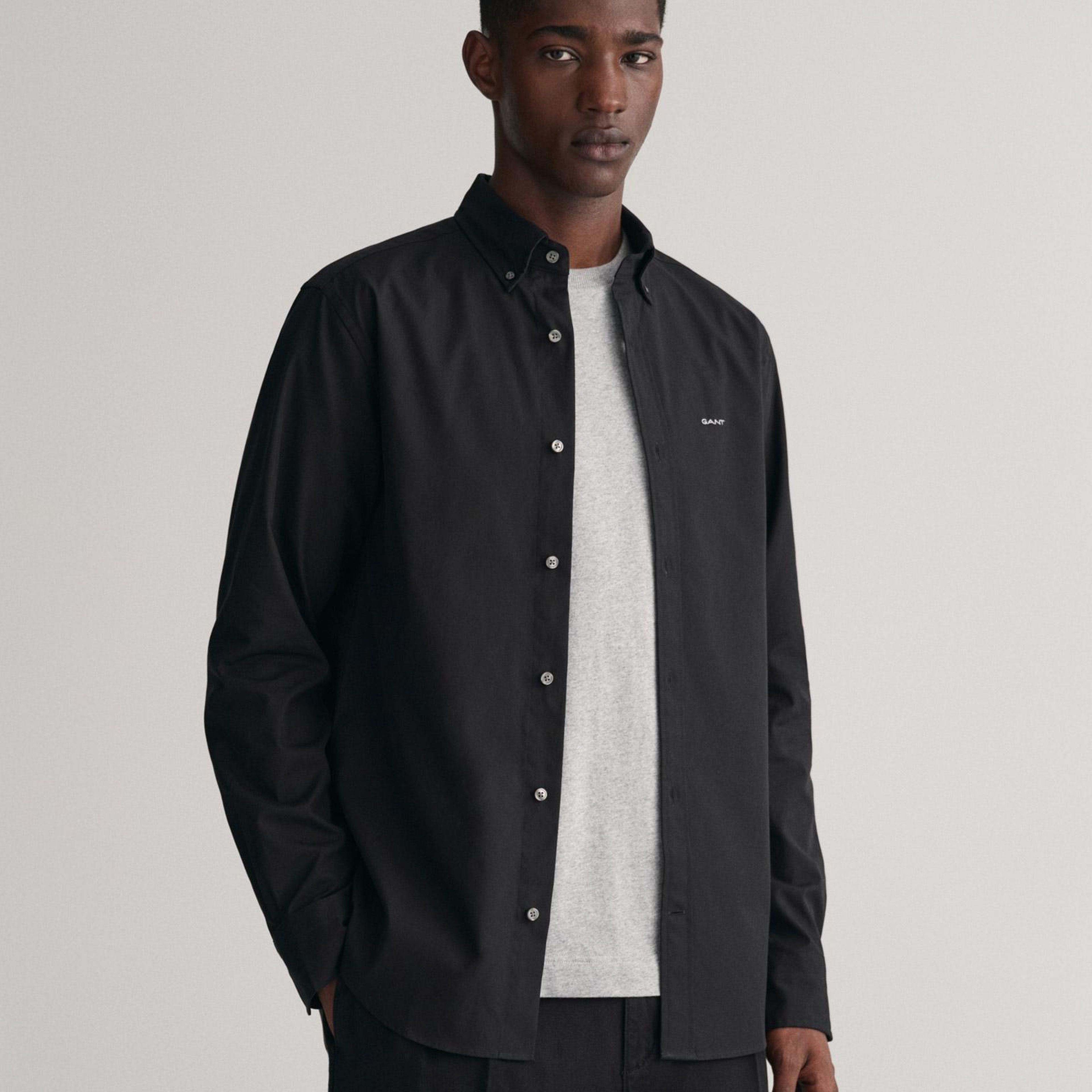 GANT Erkek Siyah Regular Fit Düğmeli Yaka Oxford Gömlek