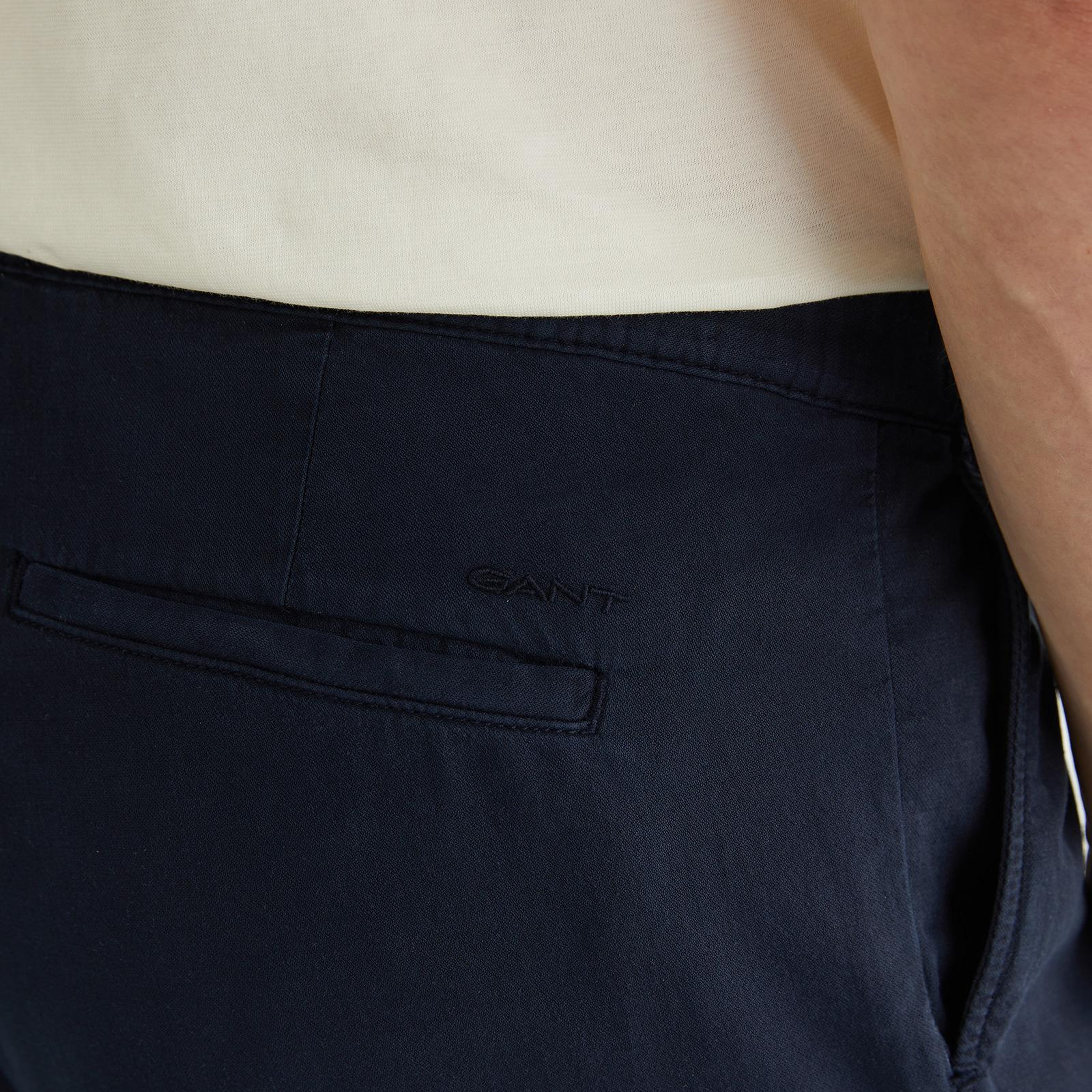 GANT Erkek Lacivert Jogger Fit Pantolon