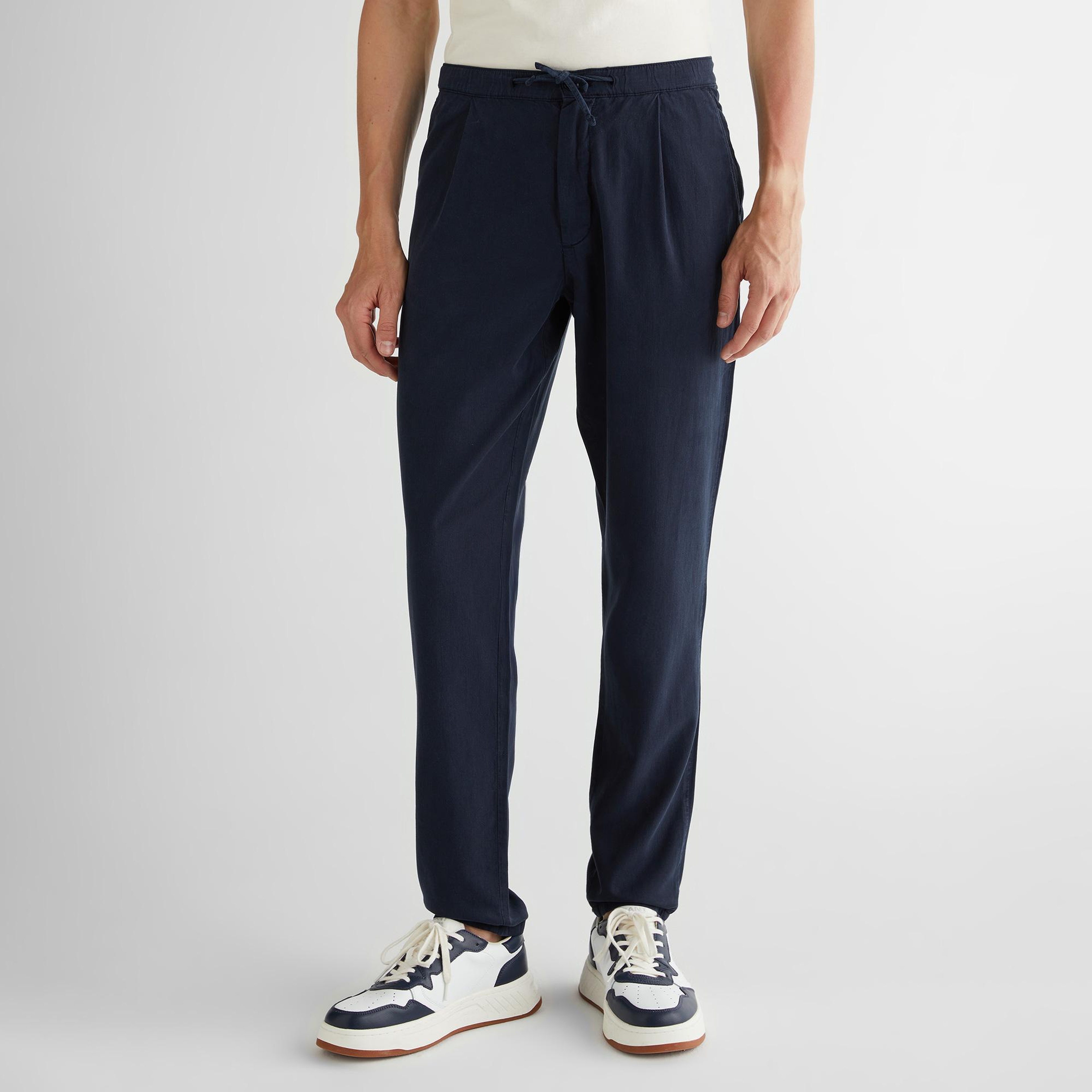 GANT Erkek Lacivert Jogger Fit Pantolon
