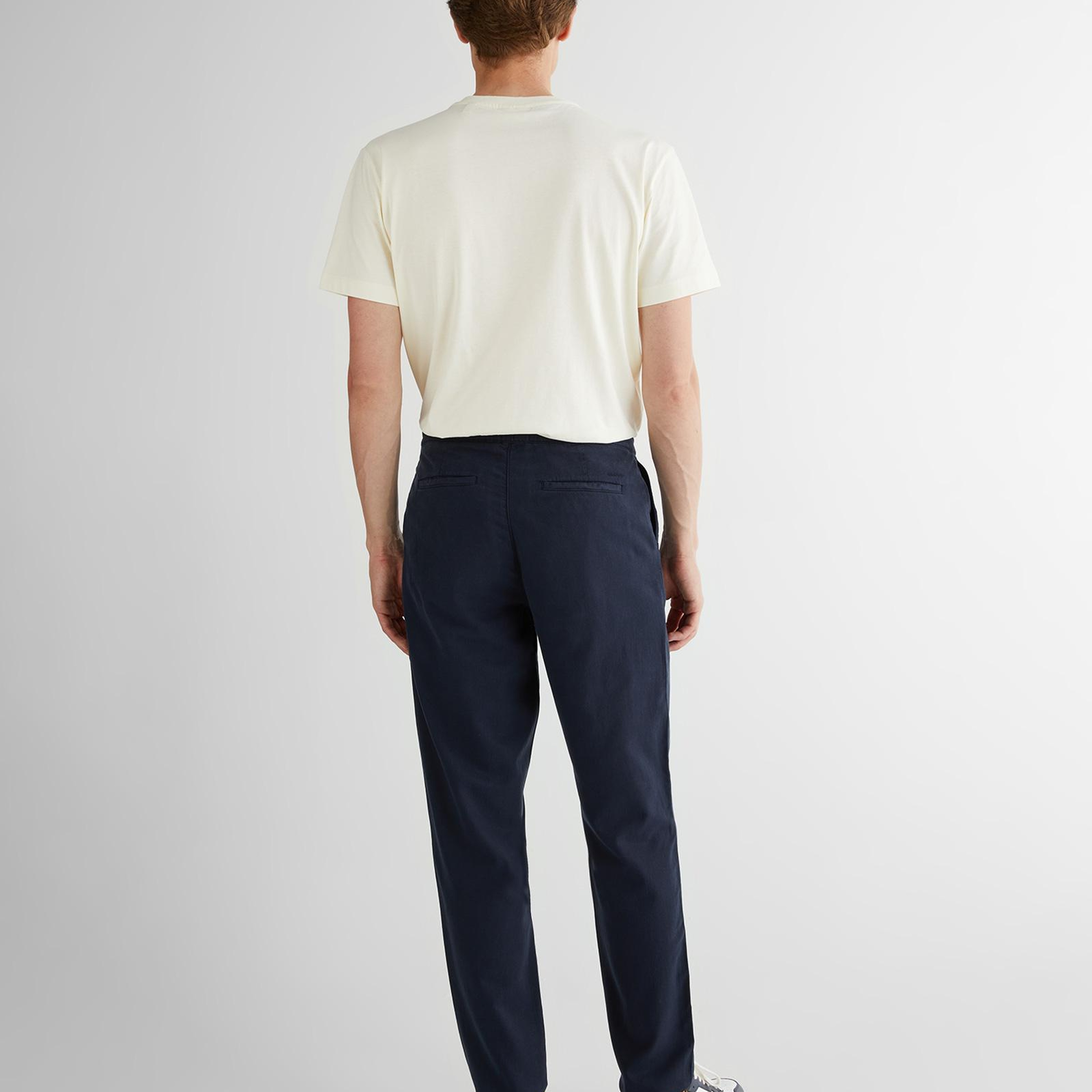 GANT Erkek Lacivert Jogger Fit Pantolon