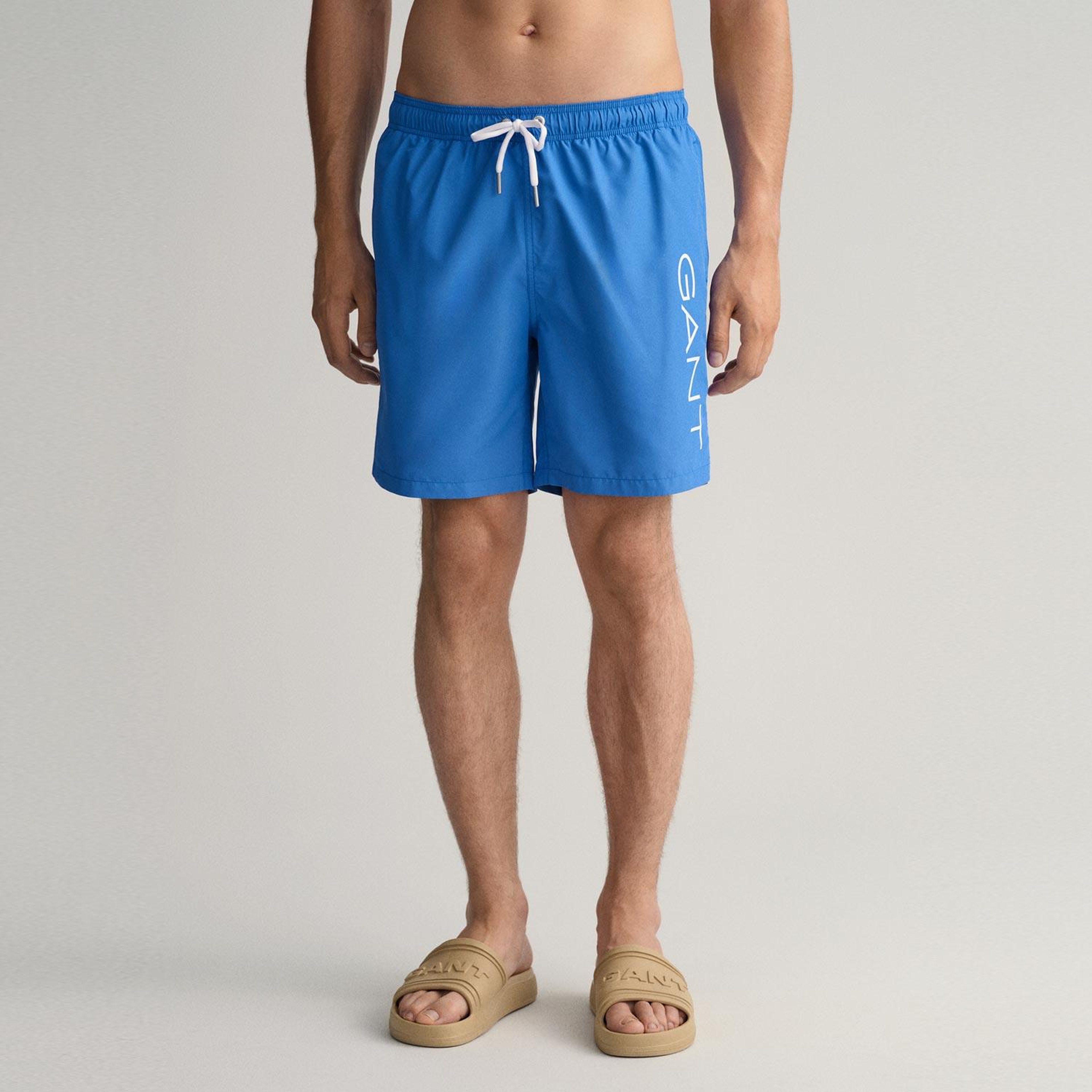 GANT Erkek Mavi Logolu Deniz Şortu
