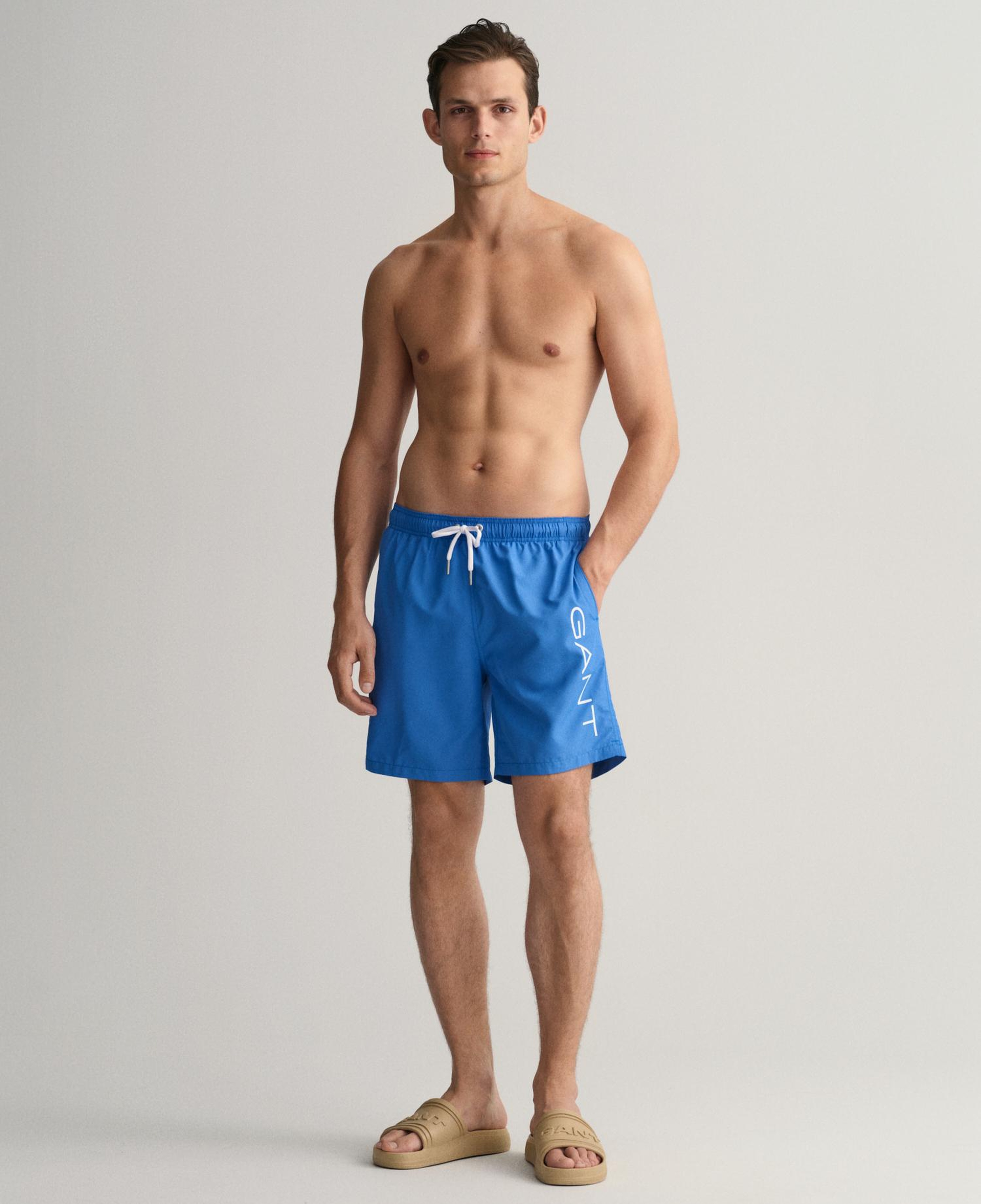GANT Erkek Mavi Logolu Deniz Şortu