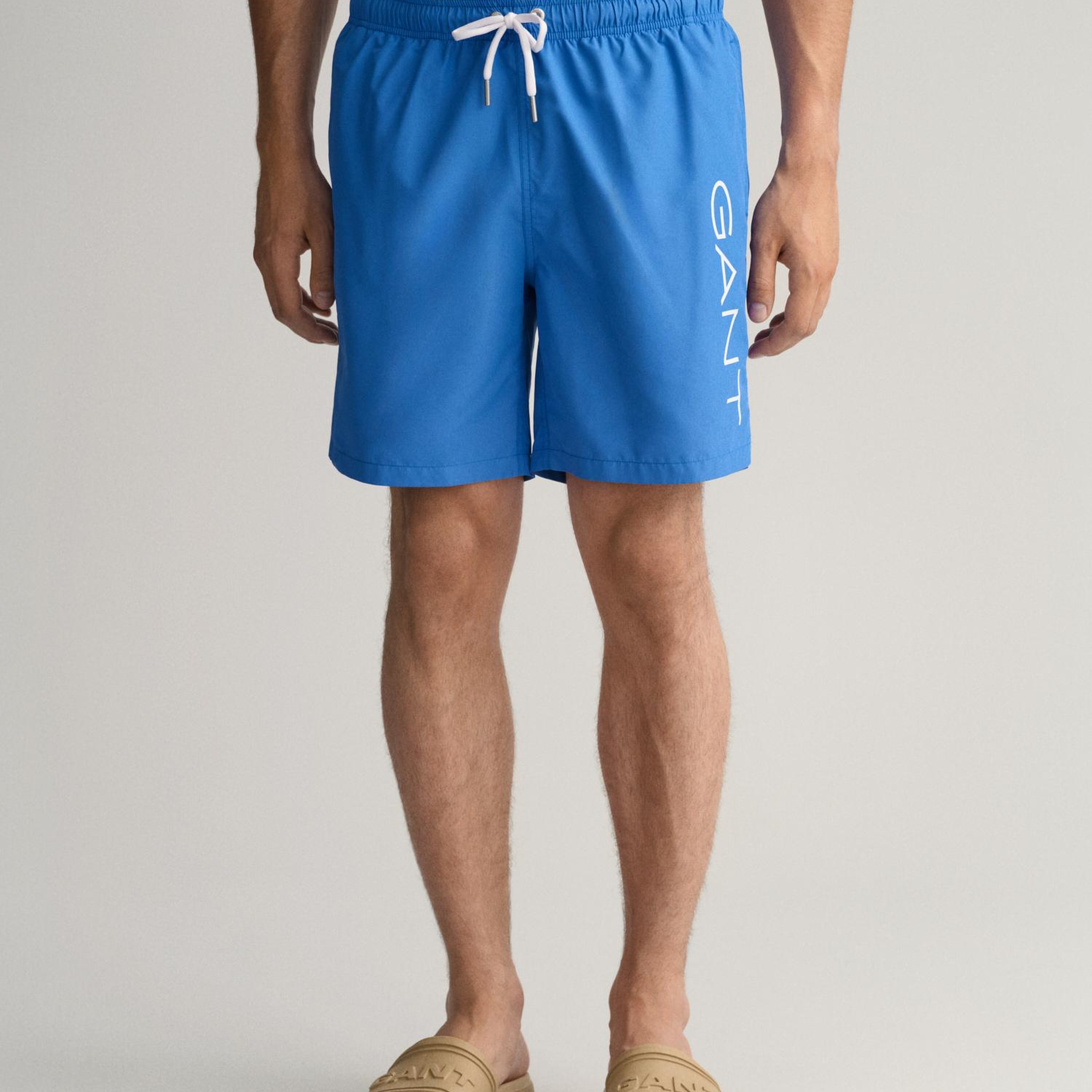 GANT Erkek Mavi Logolu Deniz Şortu
