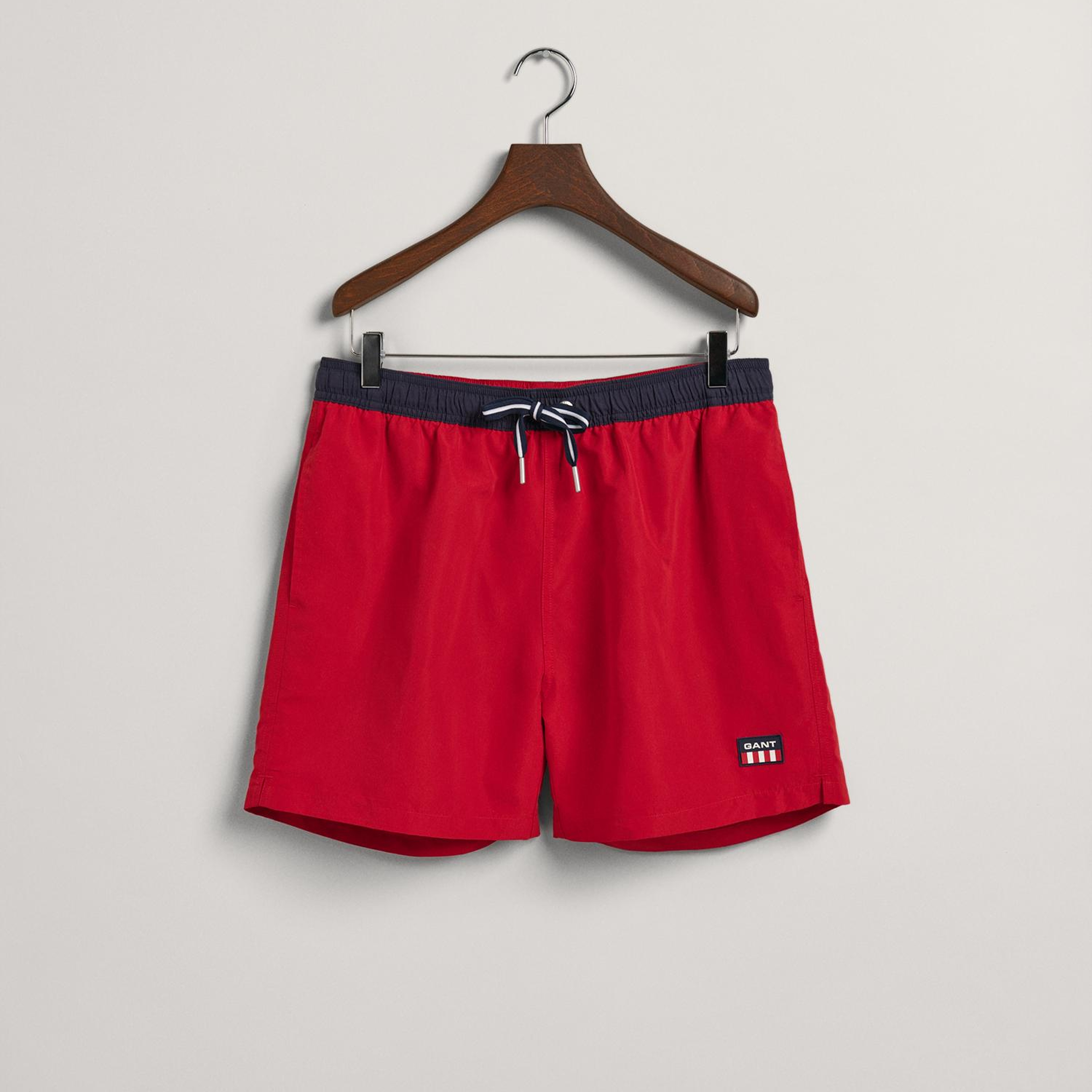 GANT Erkek Kırmızı Deniz Şortu