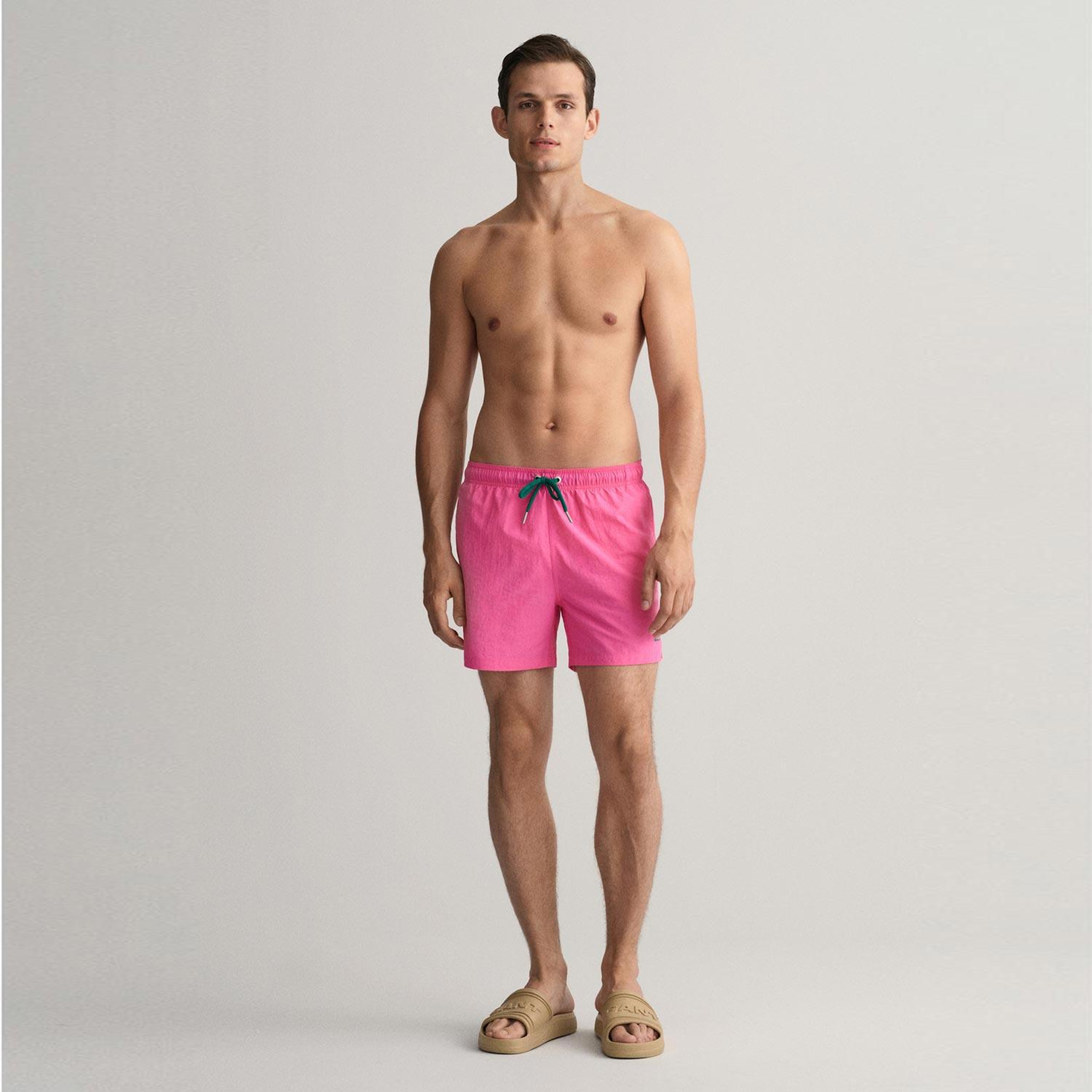 GANT Erkek Pembe Classic Fit Deniz Şortu