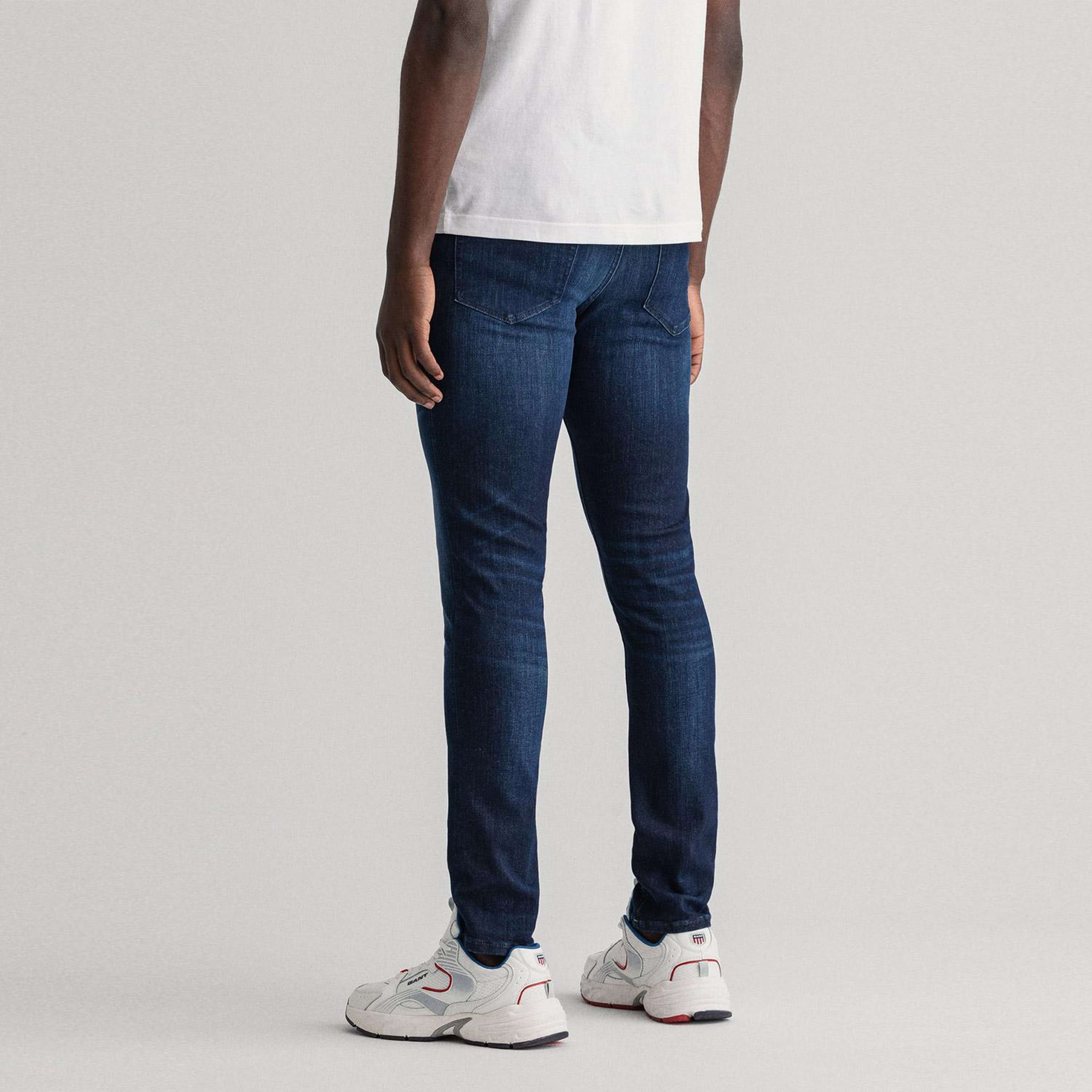GANT Erkek Lacivert Extra Slim Fit Jean Pantolon
