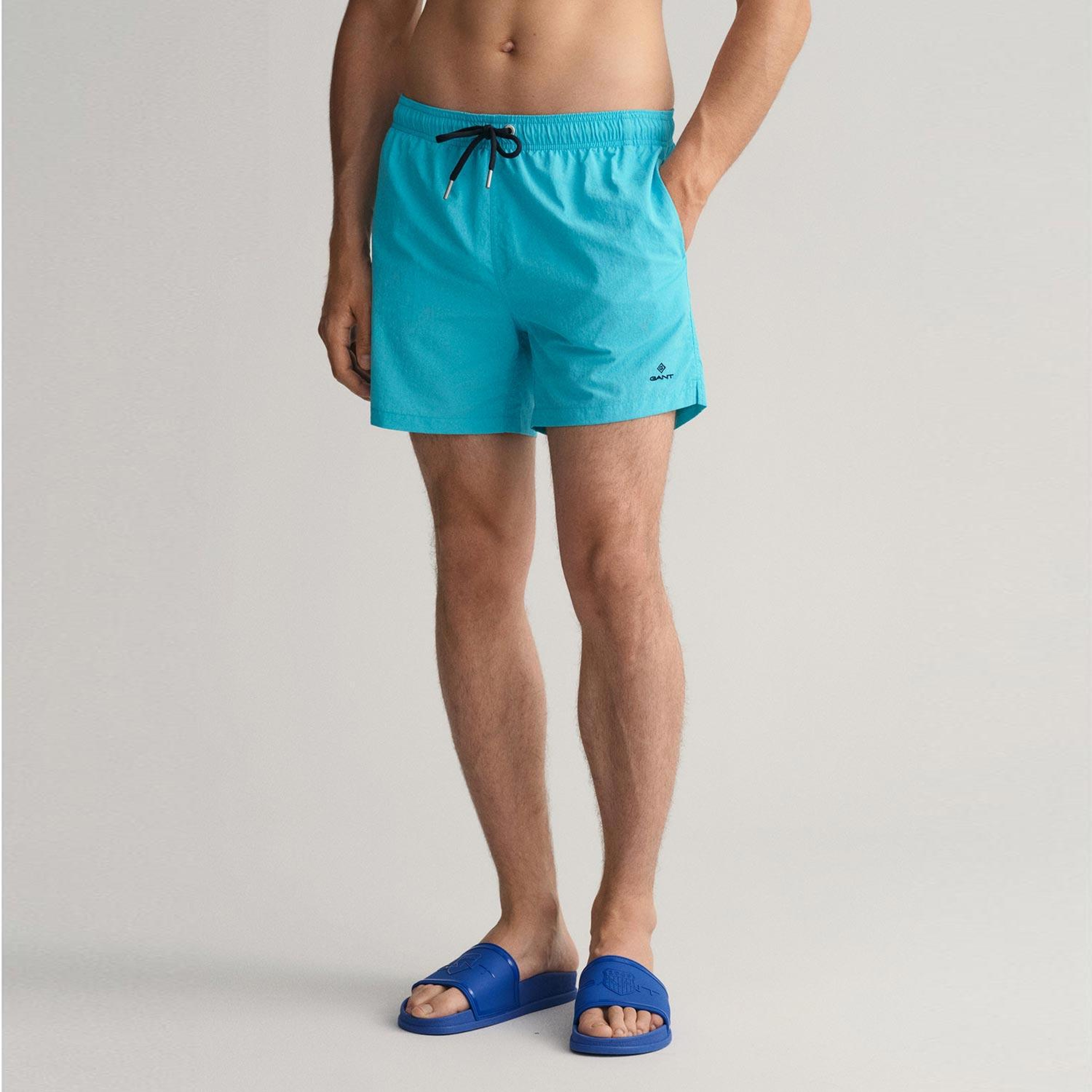 GANT Erkek Mavi Classic Fit Deniz Şortu