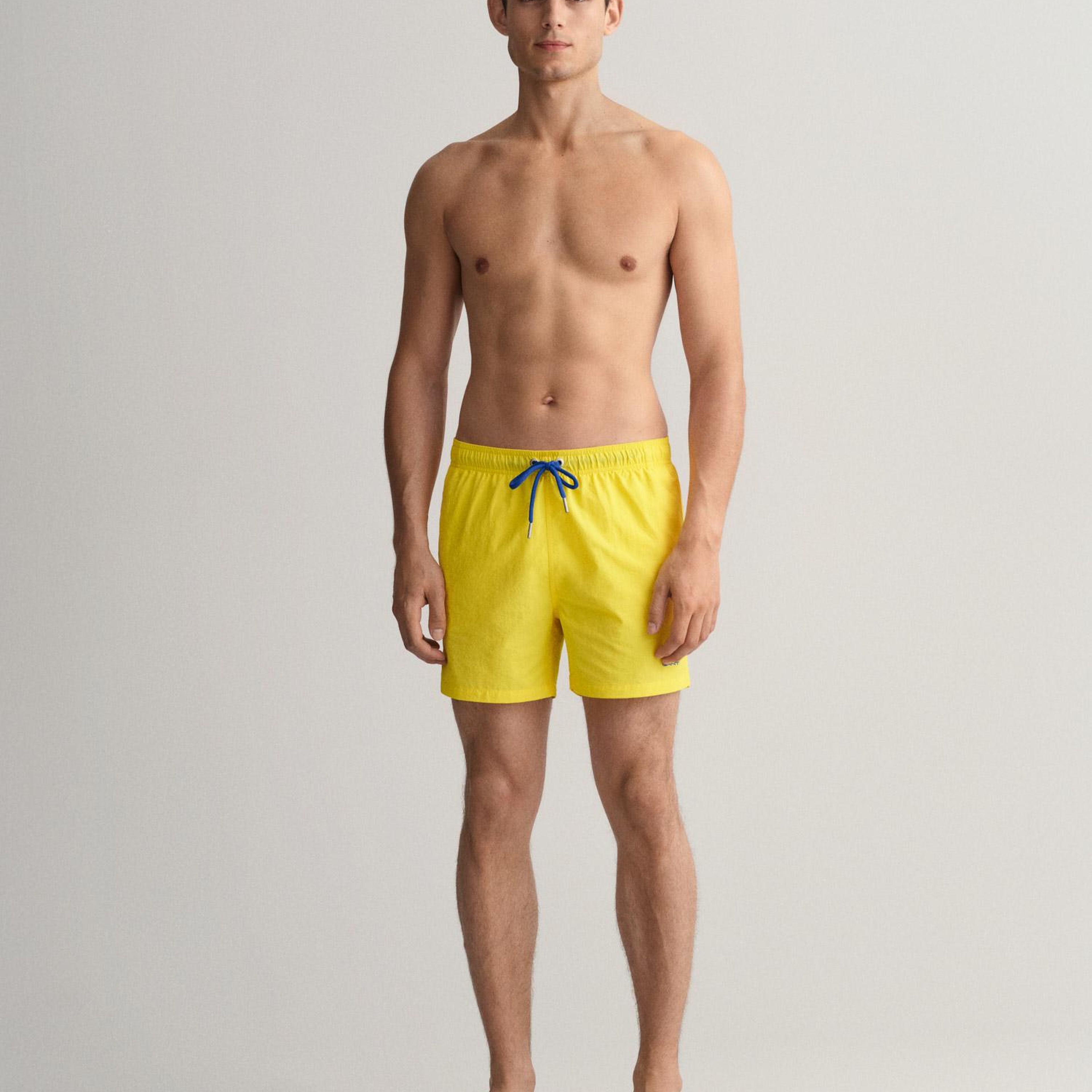 GANT Erkek Sarı Classic Fit Deniz Şortu