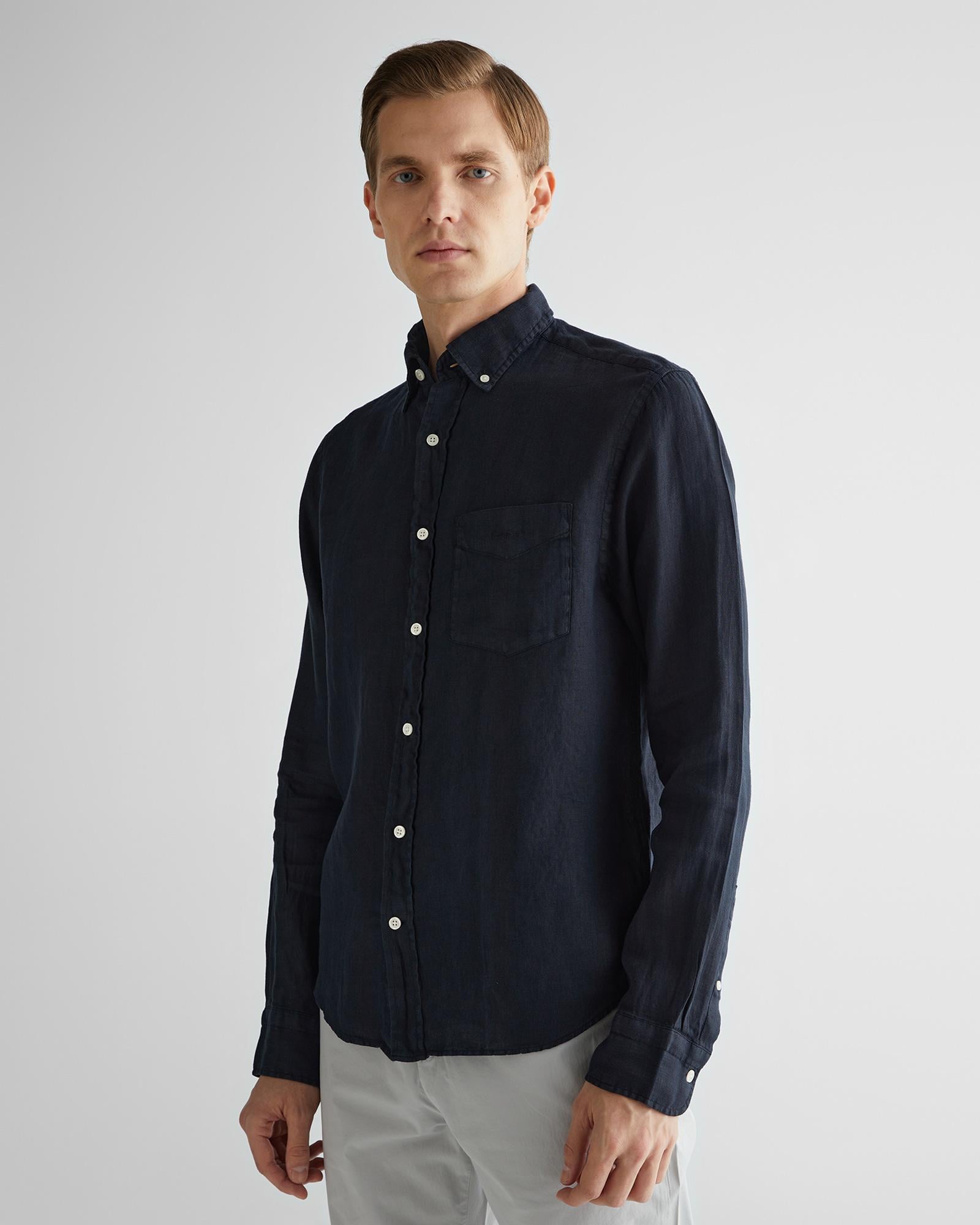 GANT Erkek Siyah Regular Fit Düğmeli Yaka Keten Gömlek